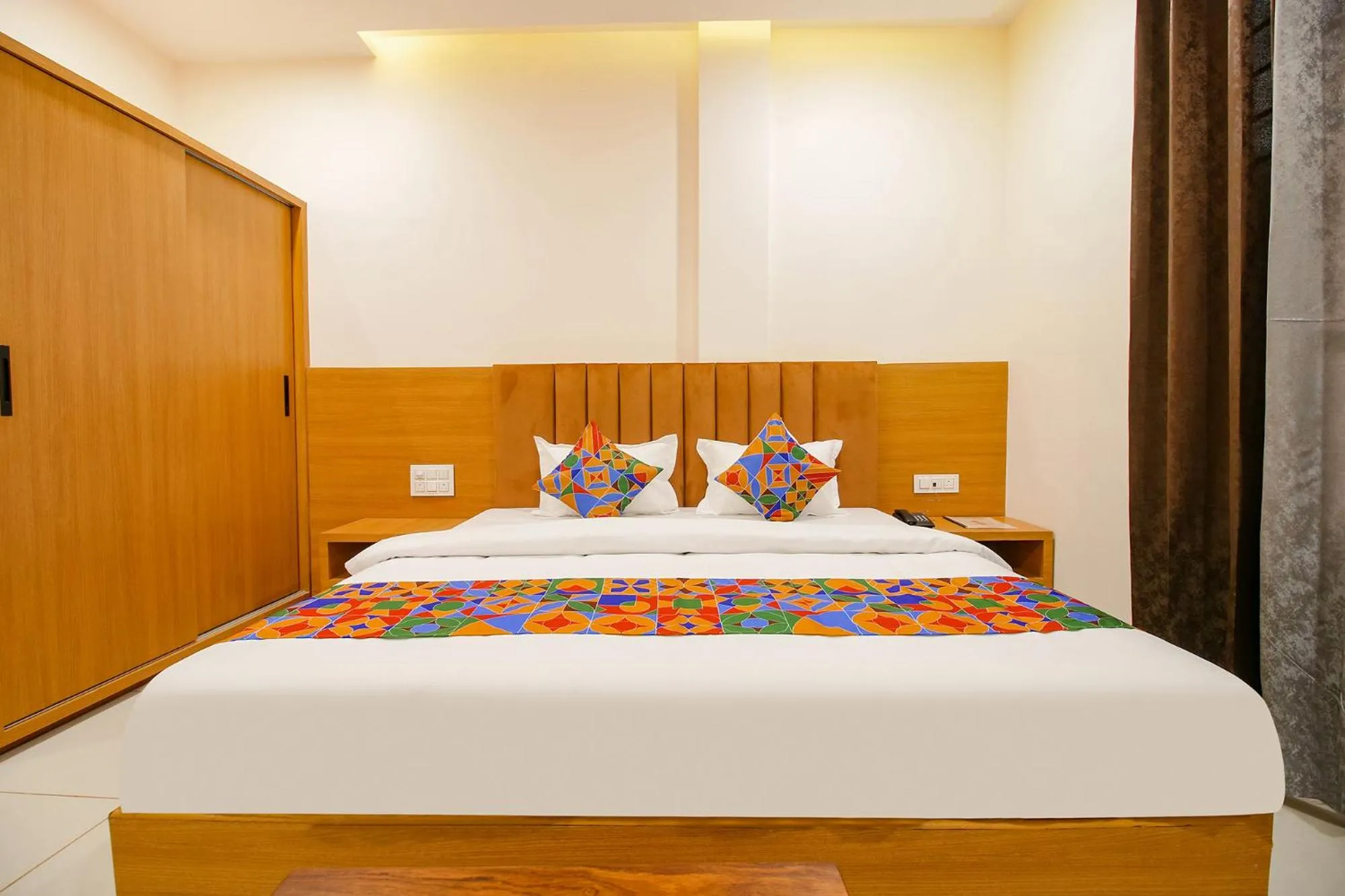 Bed in FabHotel The Gravity Inn