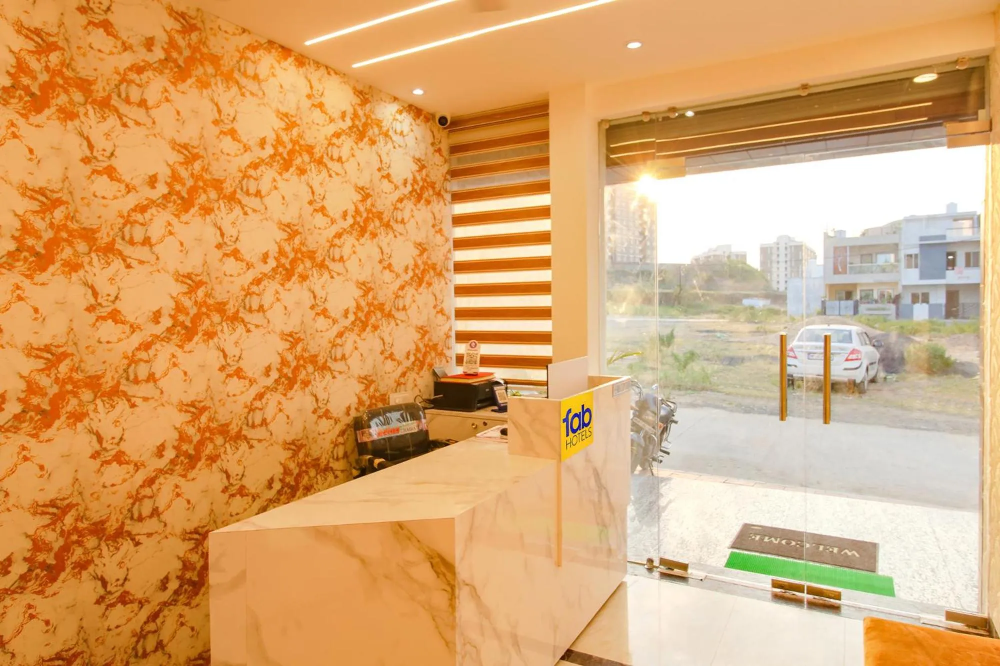 Lobby or reception, Bed in FabHotel The Gravity Inn