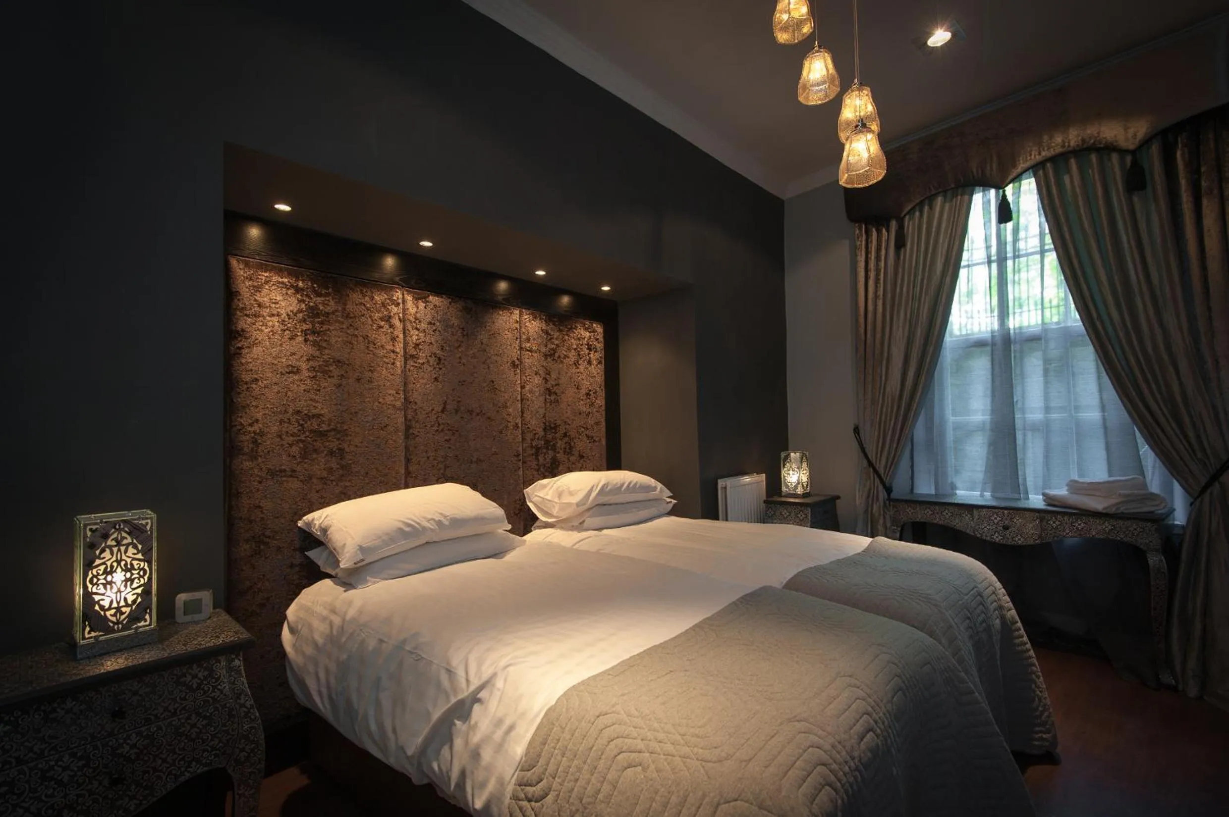 Bedroom, Bed in City Retreat Edinburgh ApartHotels