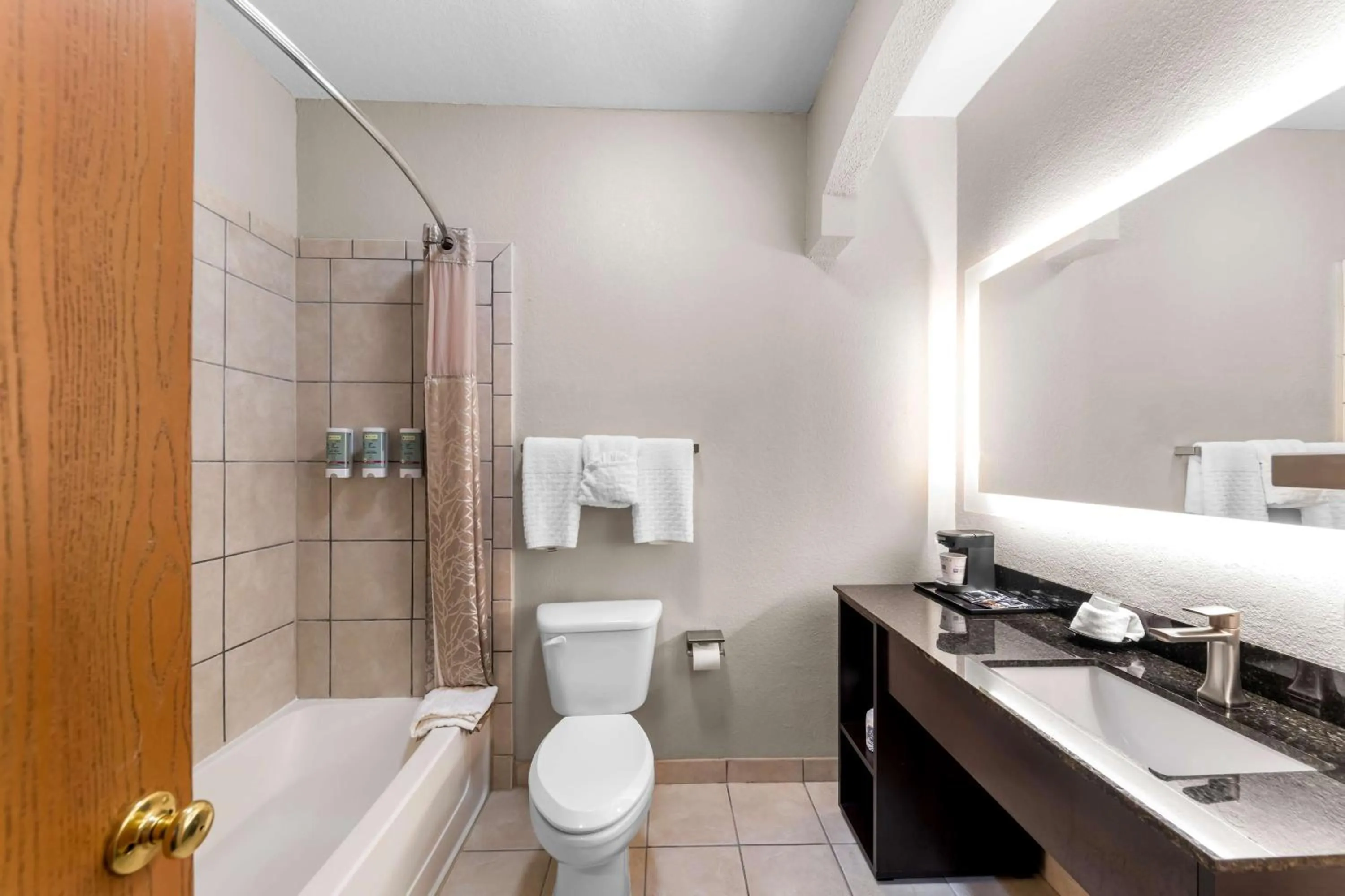 Bathroom in Best Western Halito Inn