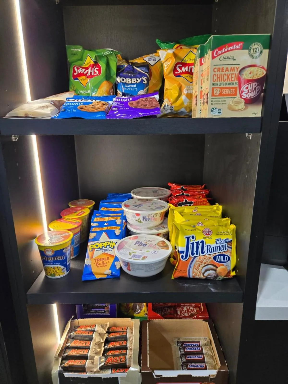 Food in Quest Melbourne Airport