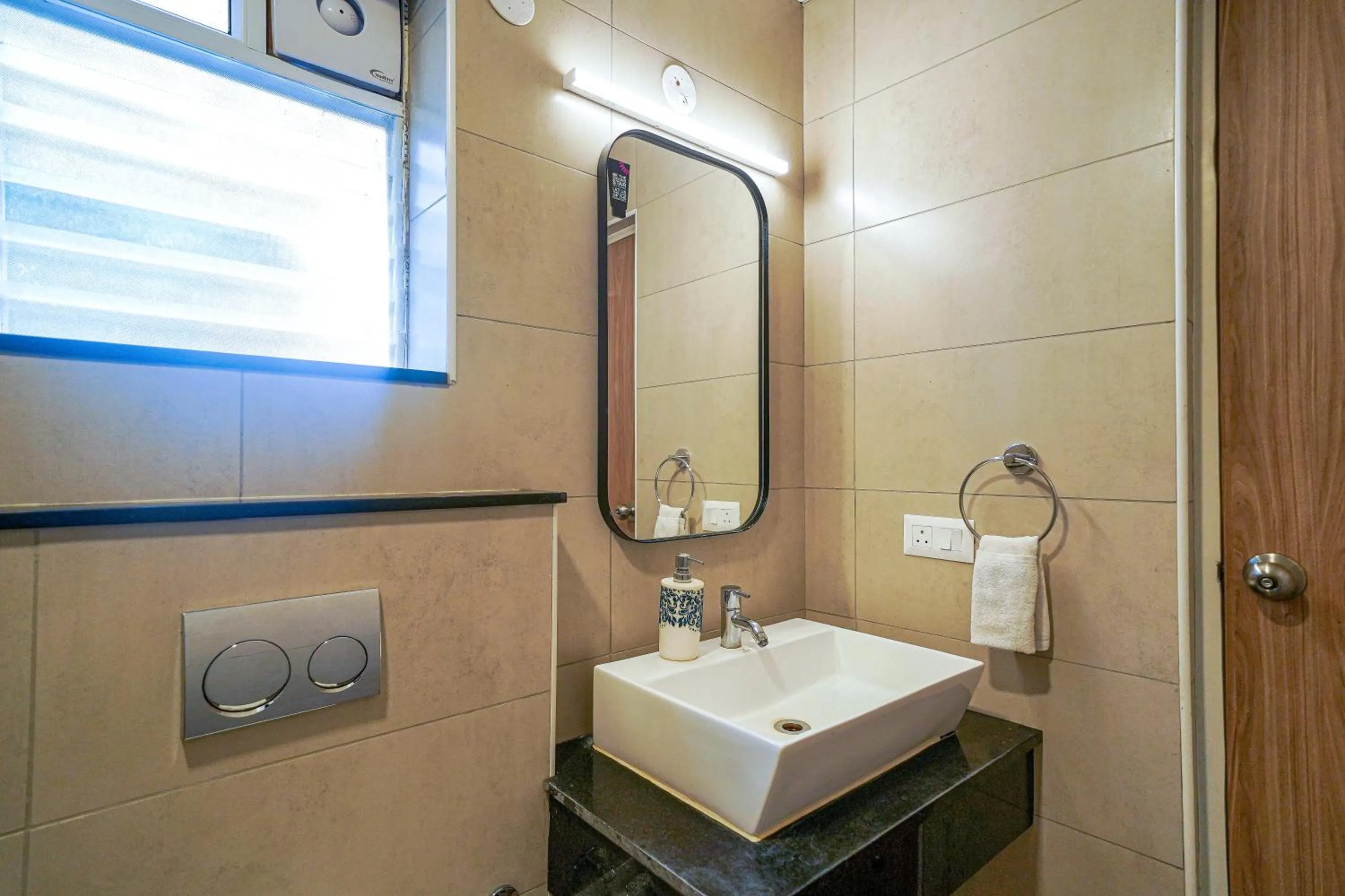 Shower in Olive Hotel Indiranagar 100Ft Road by Embassy Group