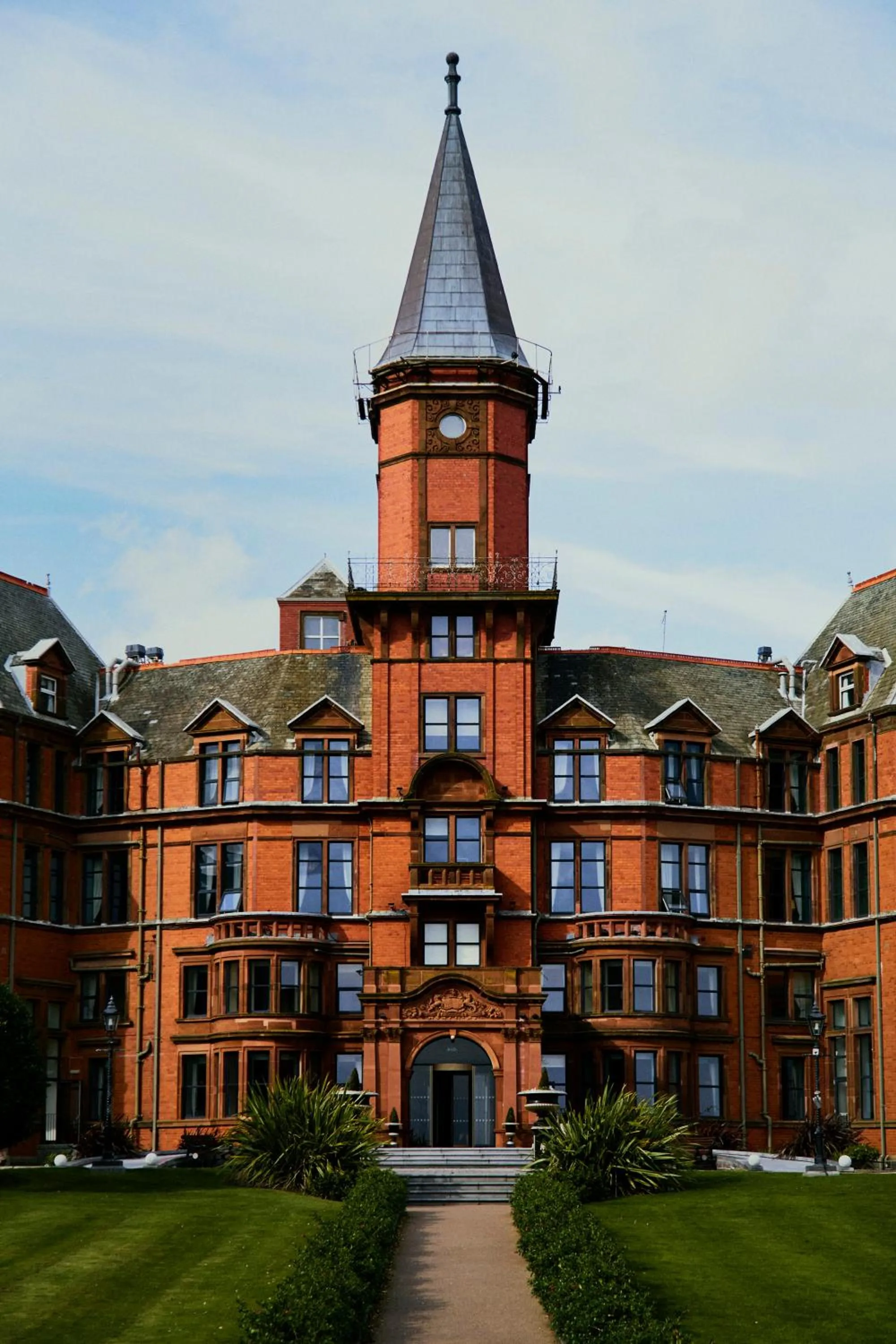 Property building in Slieve Donard