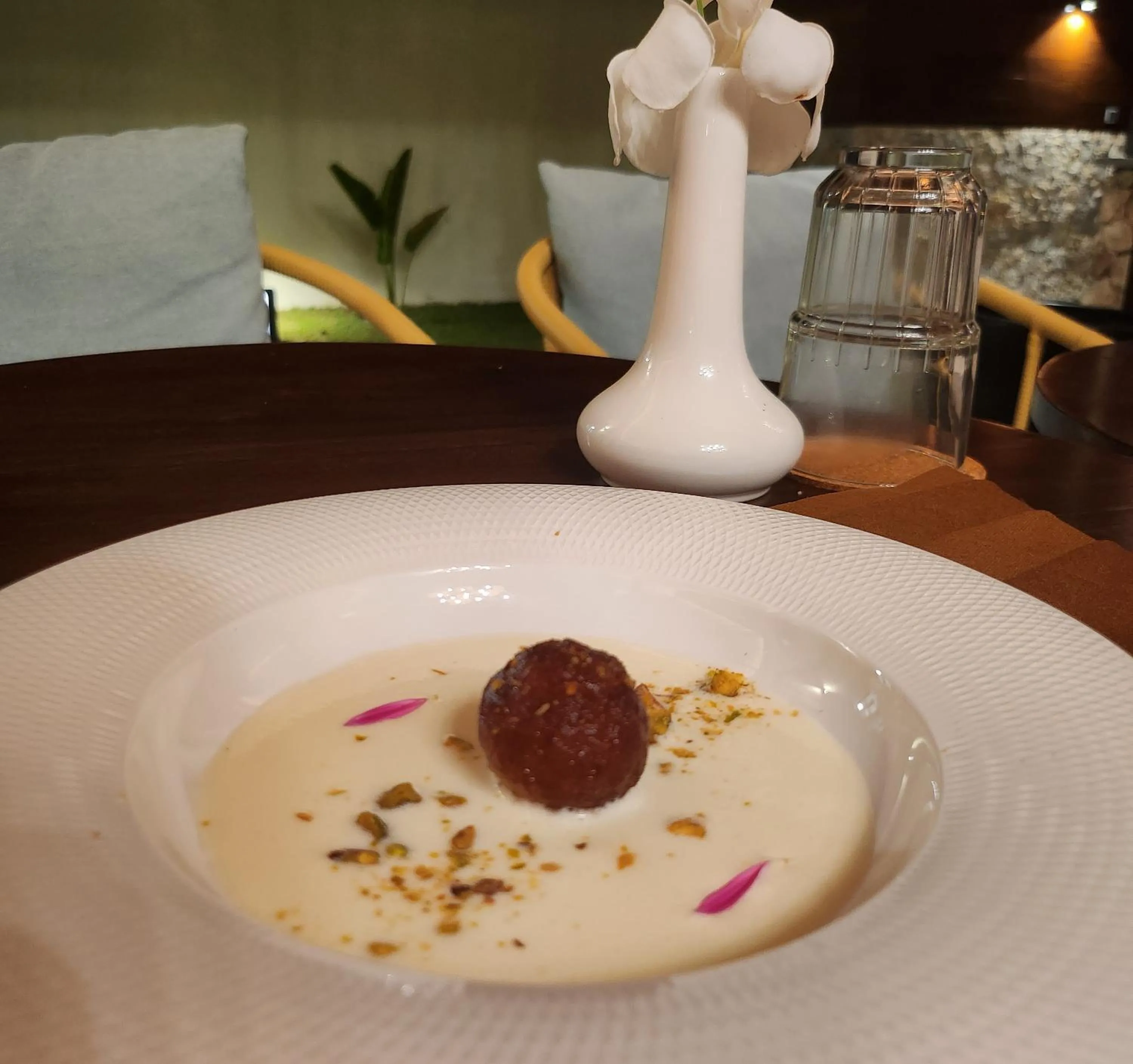 Food in KANDORA Luxury villas