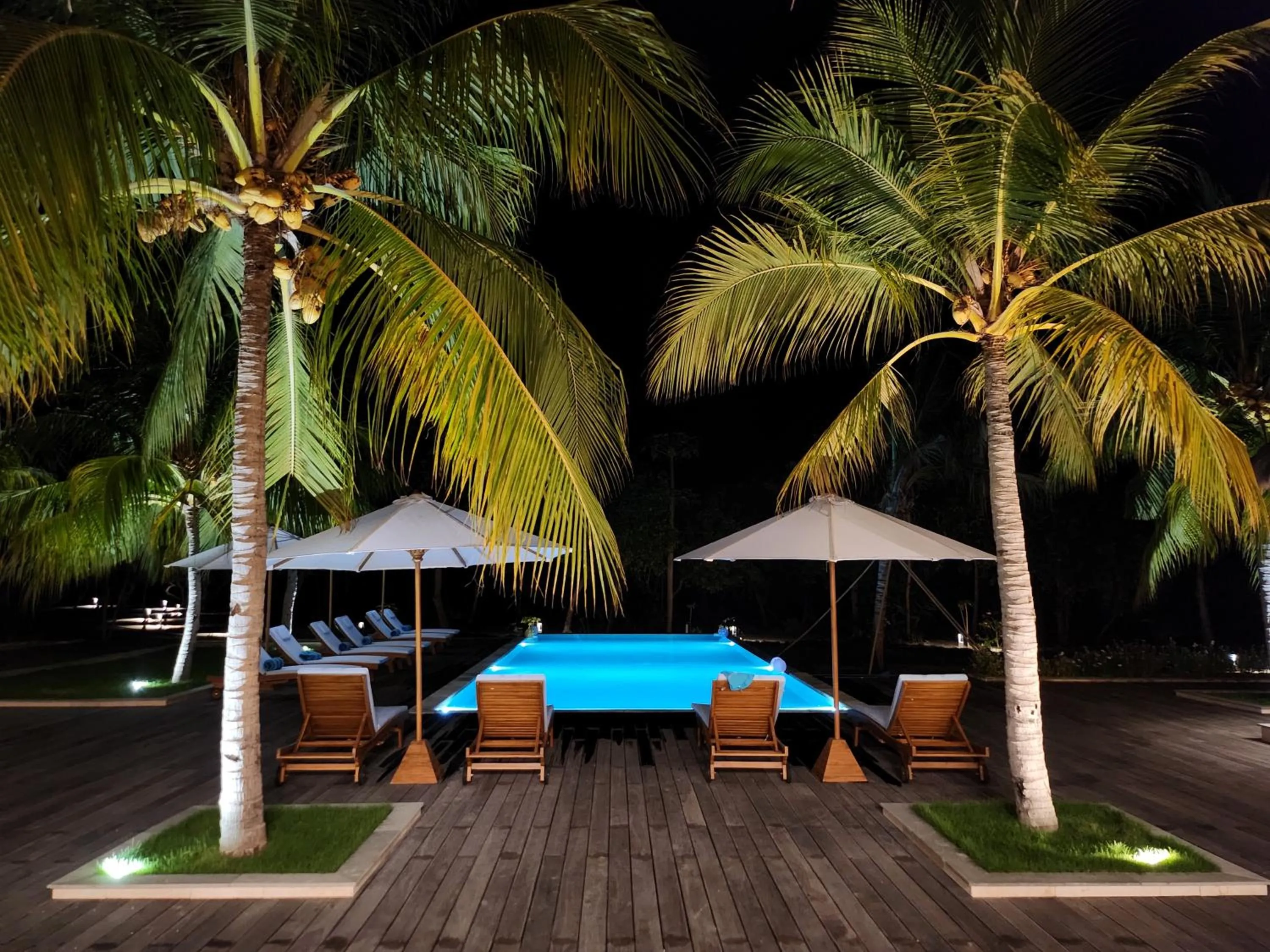 Night in KANDORA Luxury villas