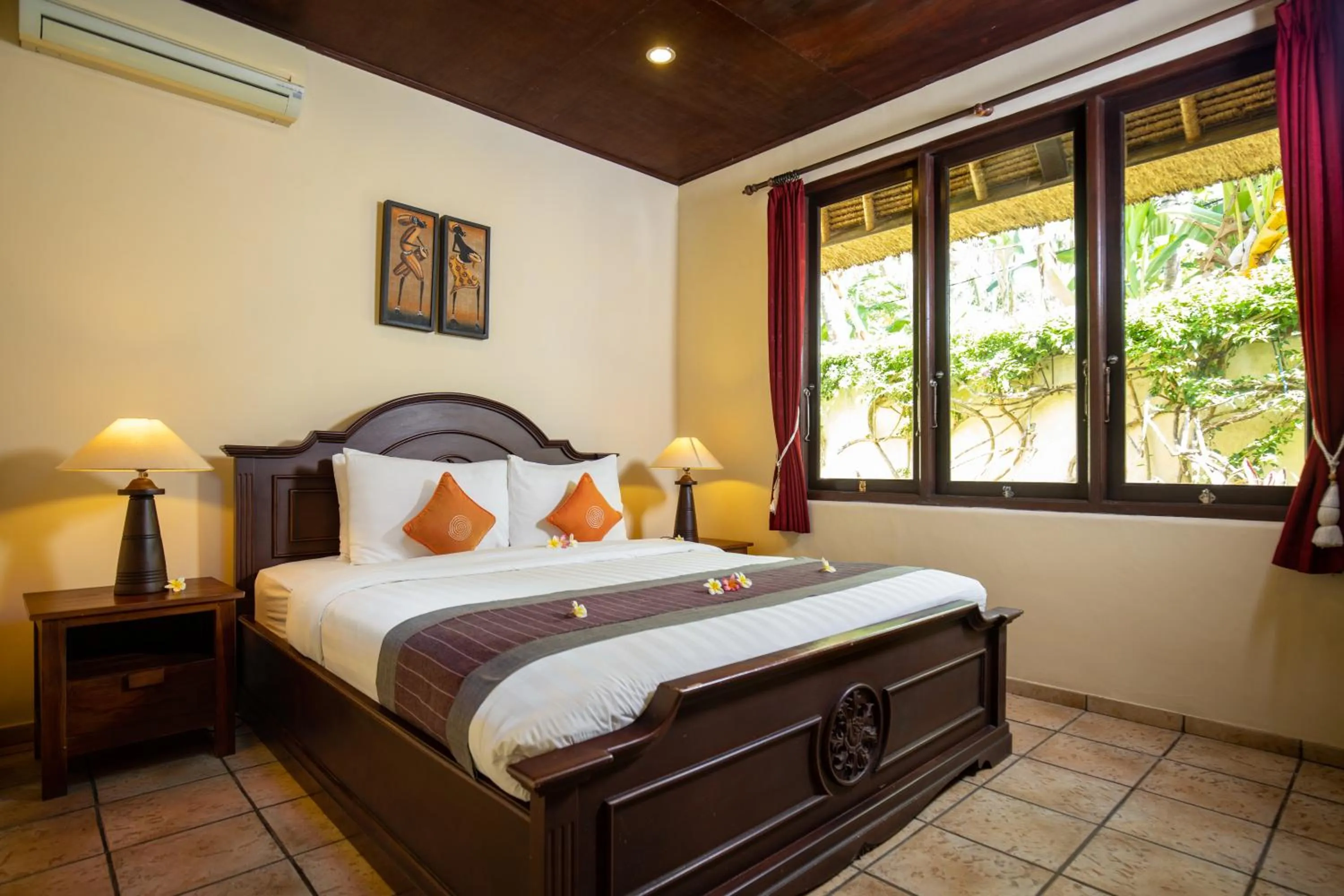 Bed in Alam Anda Ocean Front Resort & Spa Dive Resort