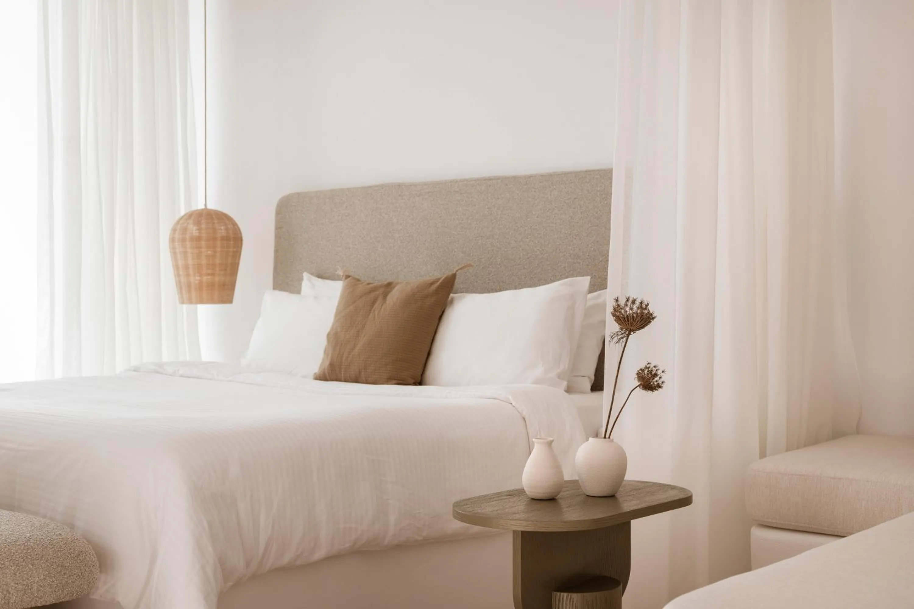 Bed in Mykonos Flow - Super Paradise