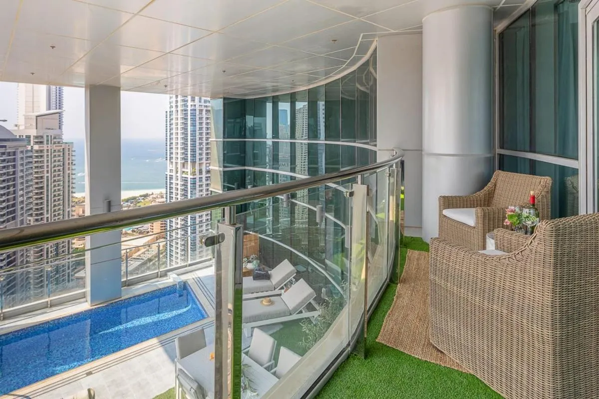 Premium Penthouse w Private Pool in Dubai Marina