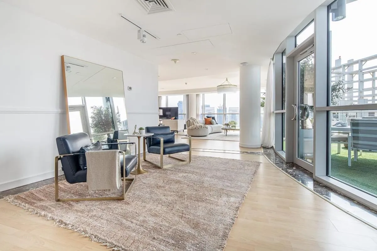 Premium Penthouse w Private Pool in Dubai Marina