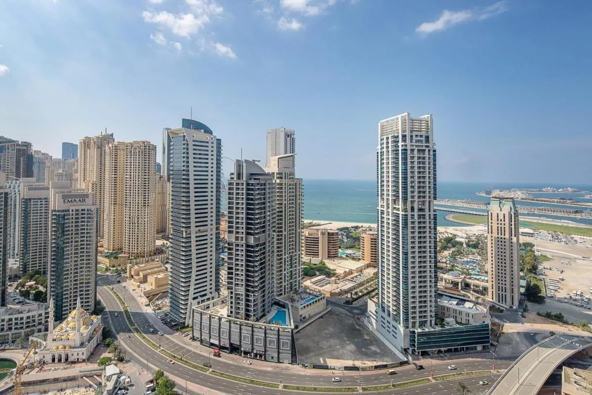 Premium Penthouse w Private Pool in Dubai Marina