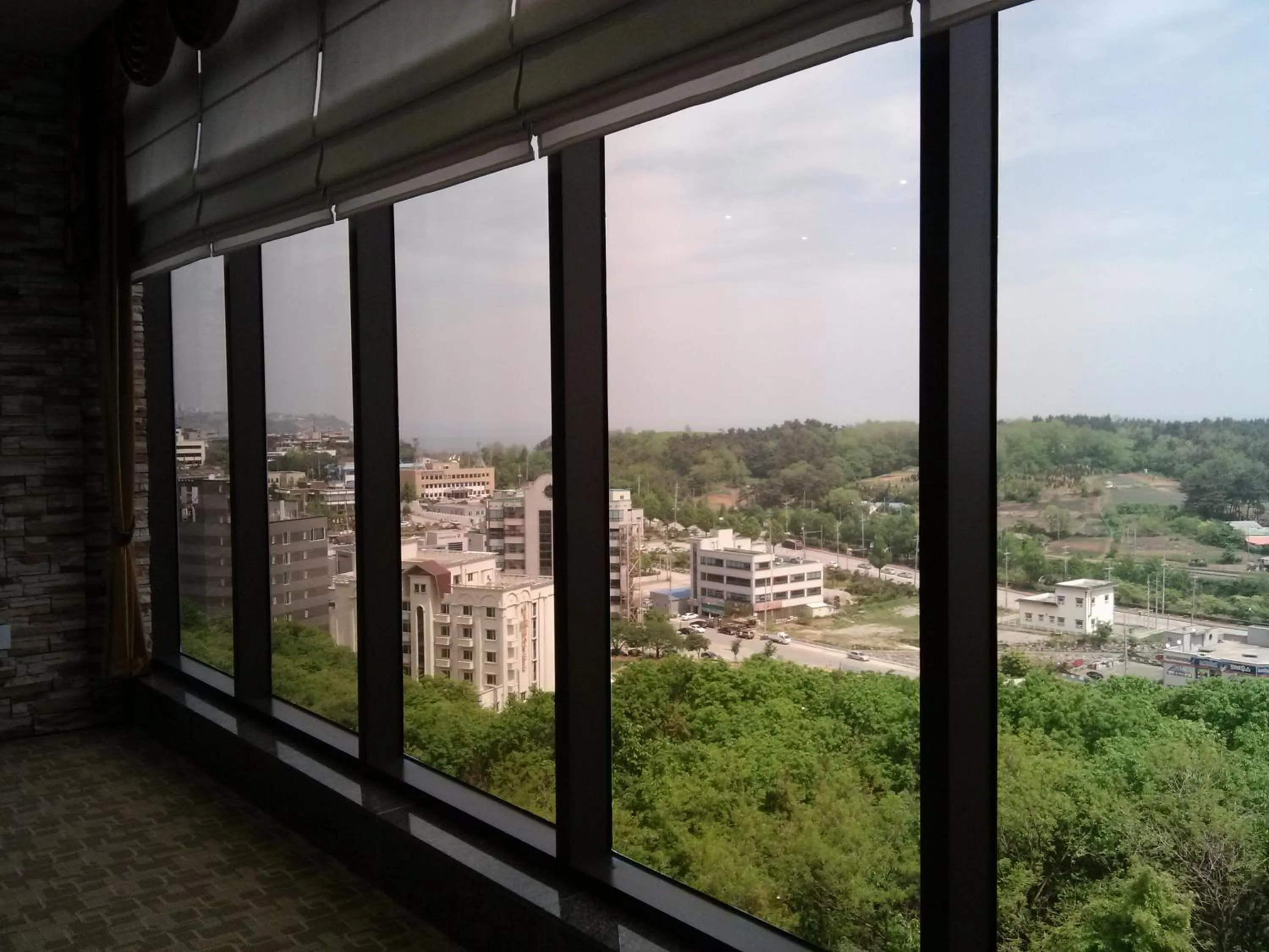 View (from property/room) in Hyunjin Tourist Hotel