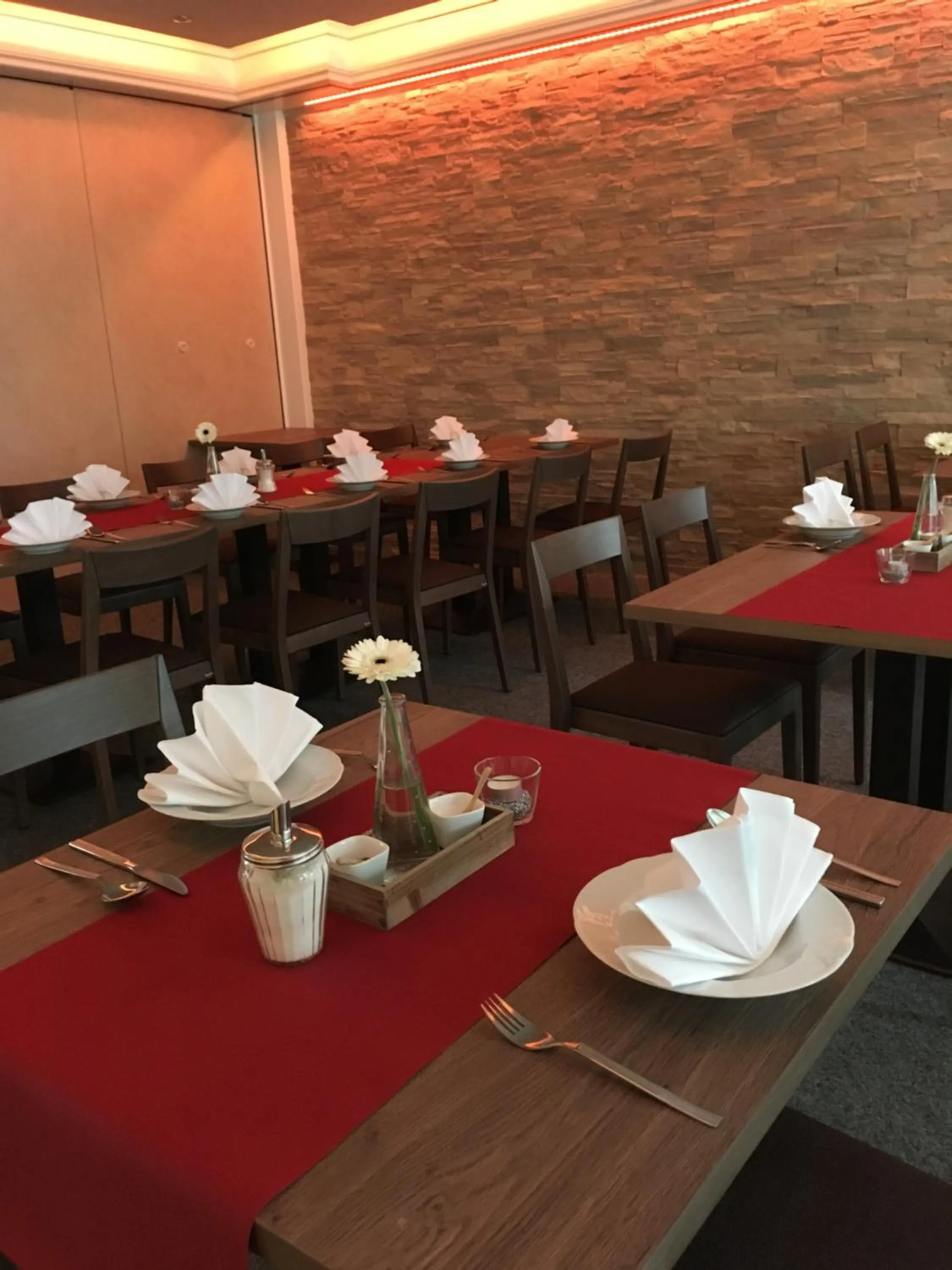 Restaurant/places to eat in Landhotel zur Linde