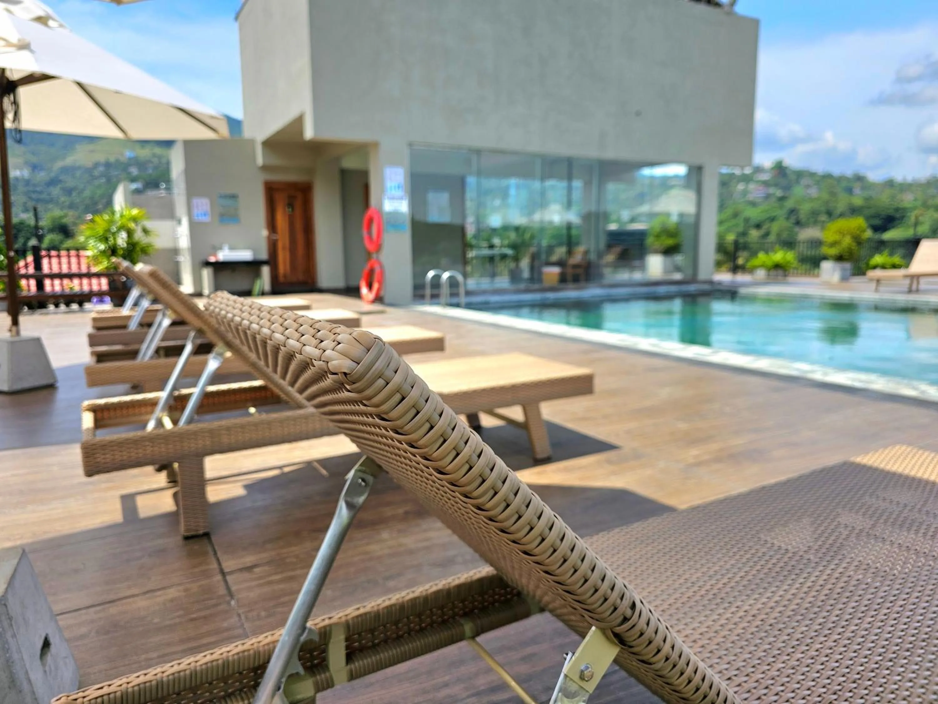 Day in Oak Ray Regency