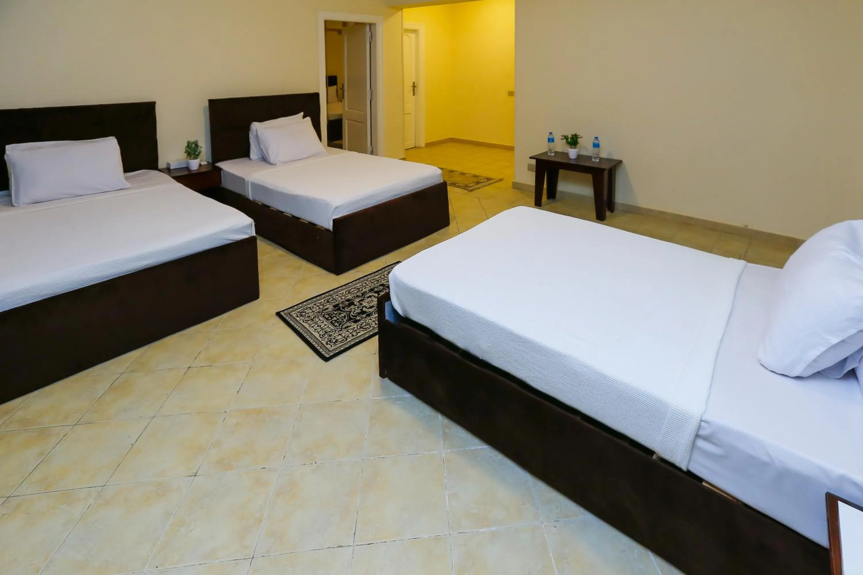 Bed in Turquoise Pyramids palace