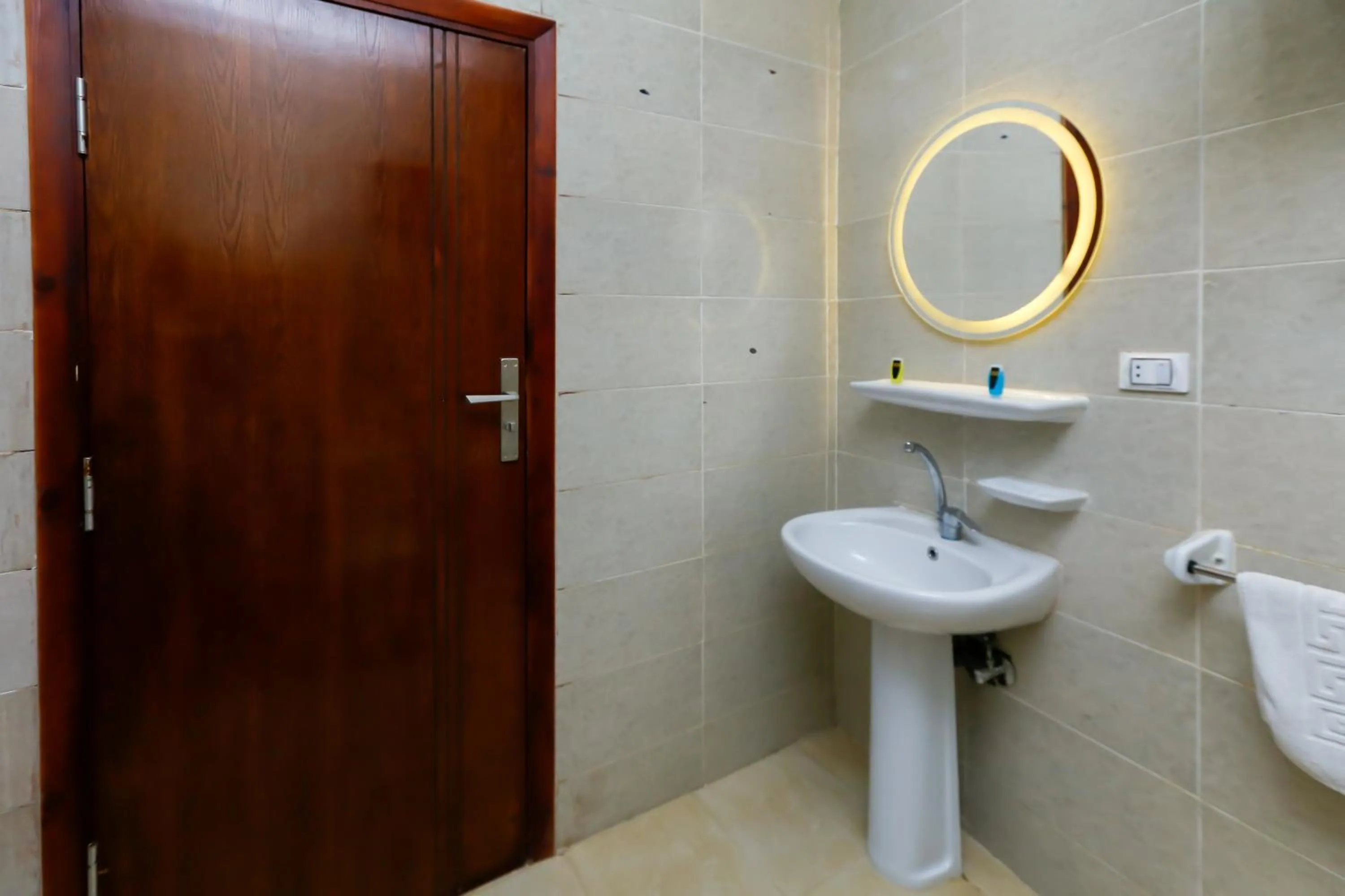 Turquoise Pyramids palace