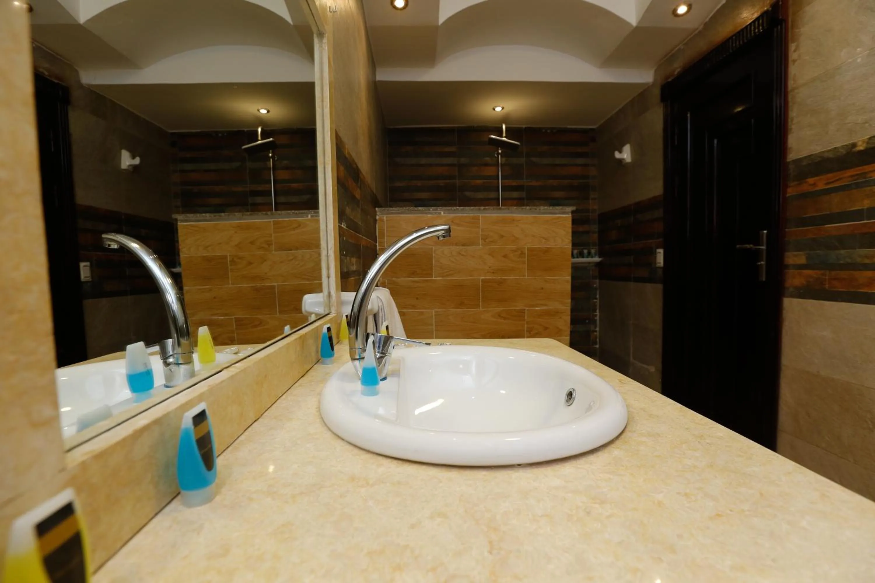 Turquoise Pyramids palace