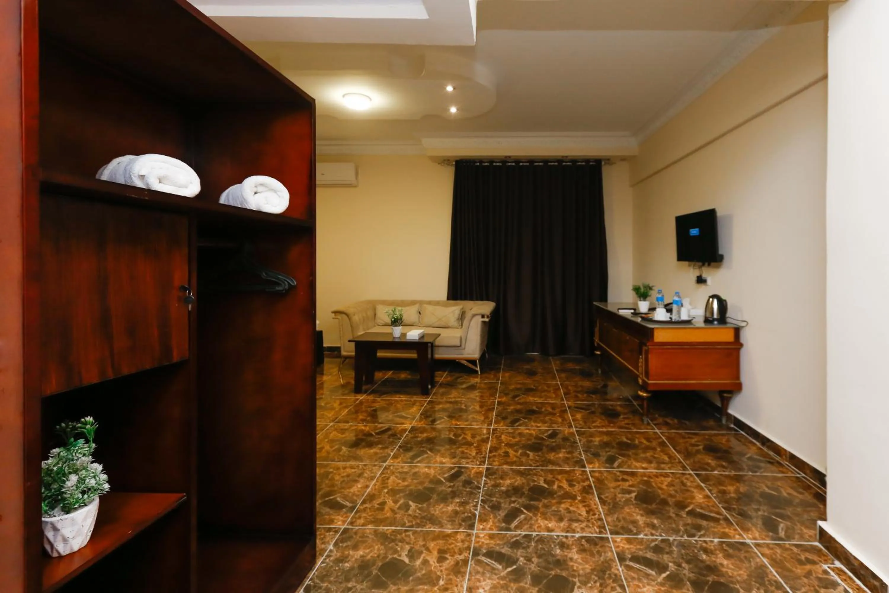 Turquoise Pyramids palace