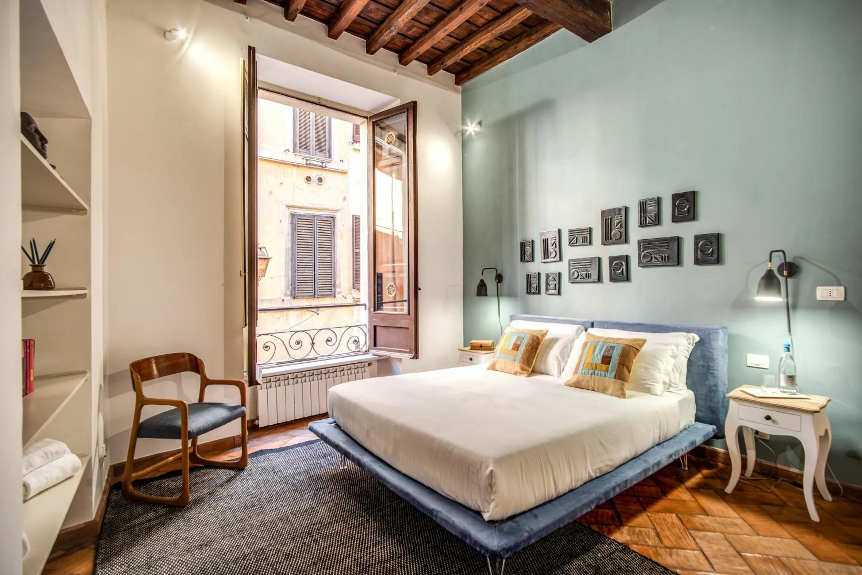 Bedroom, Bed in YourSuiteRome