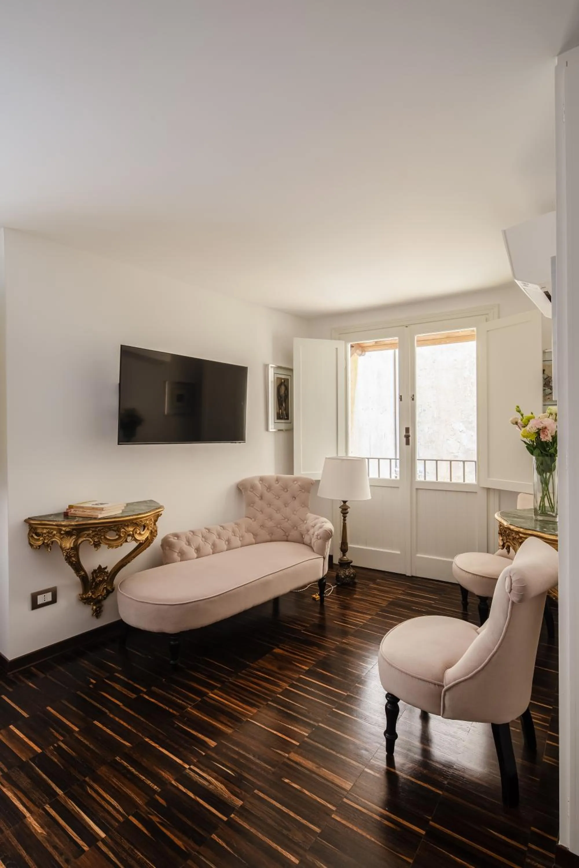 Bedroom, Bed in YourSuiteRome