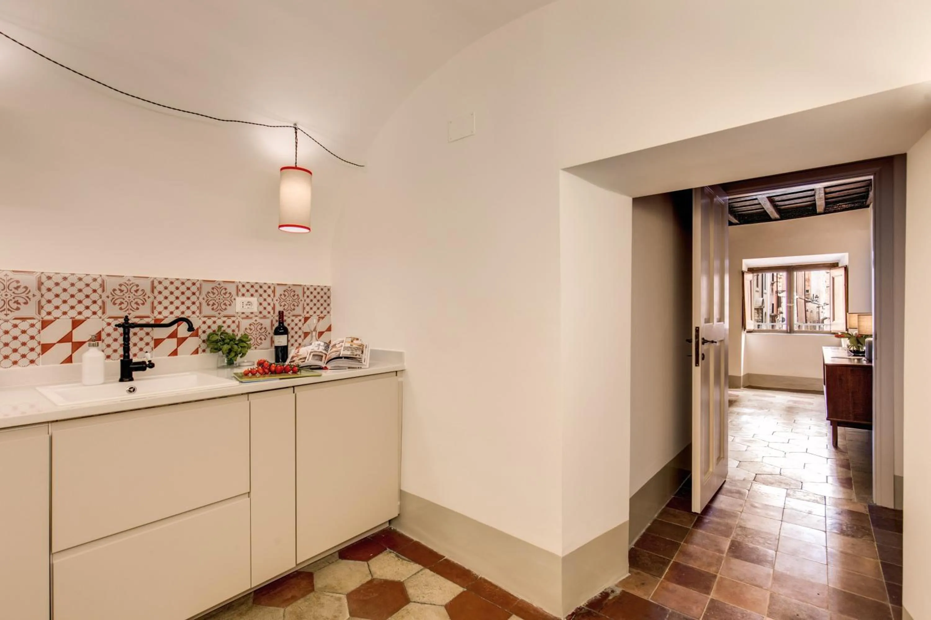 Kitchen or kitchenette in YourSuiteRome