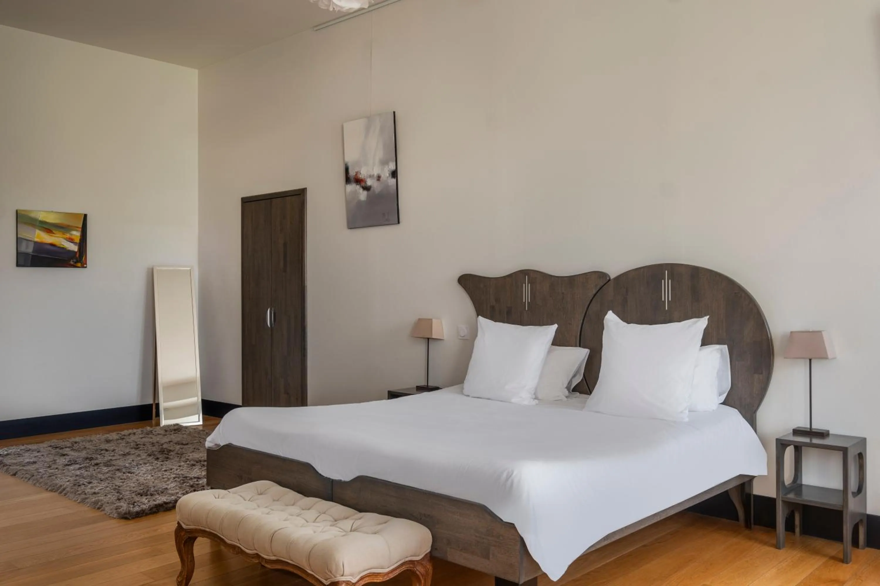 Photo of the whole room, Bed in Château de Briançon, The Originals Relais