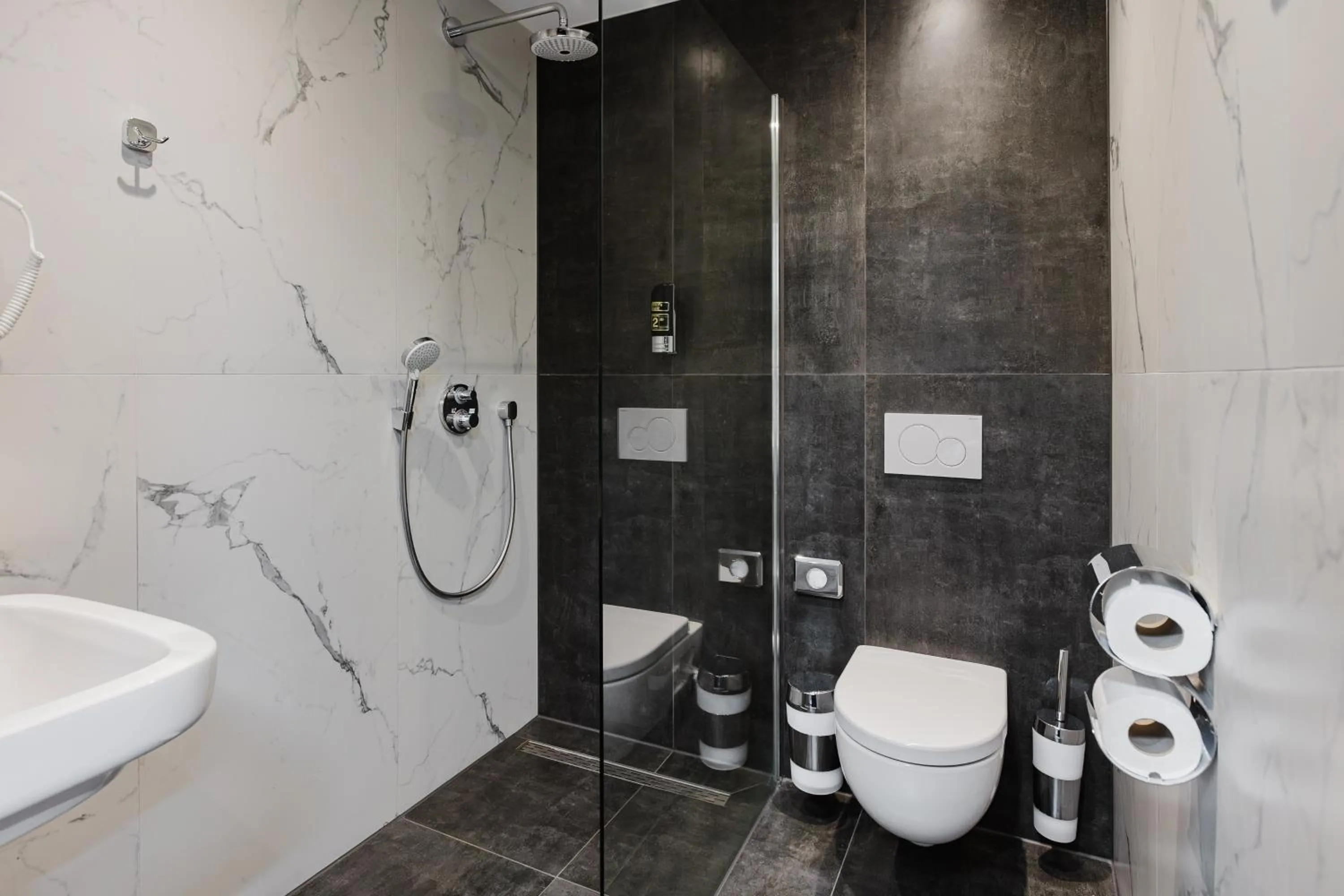 Shower in Atlas Hotel