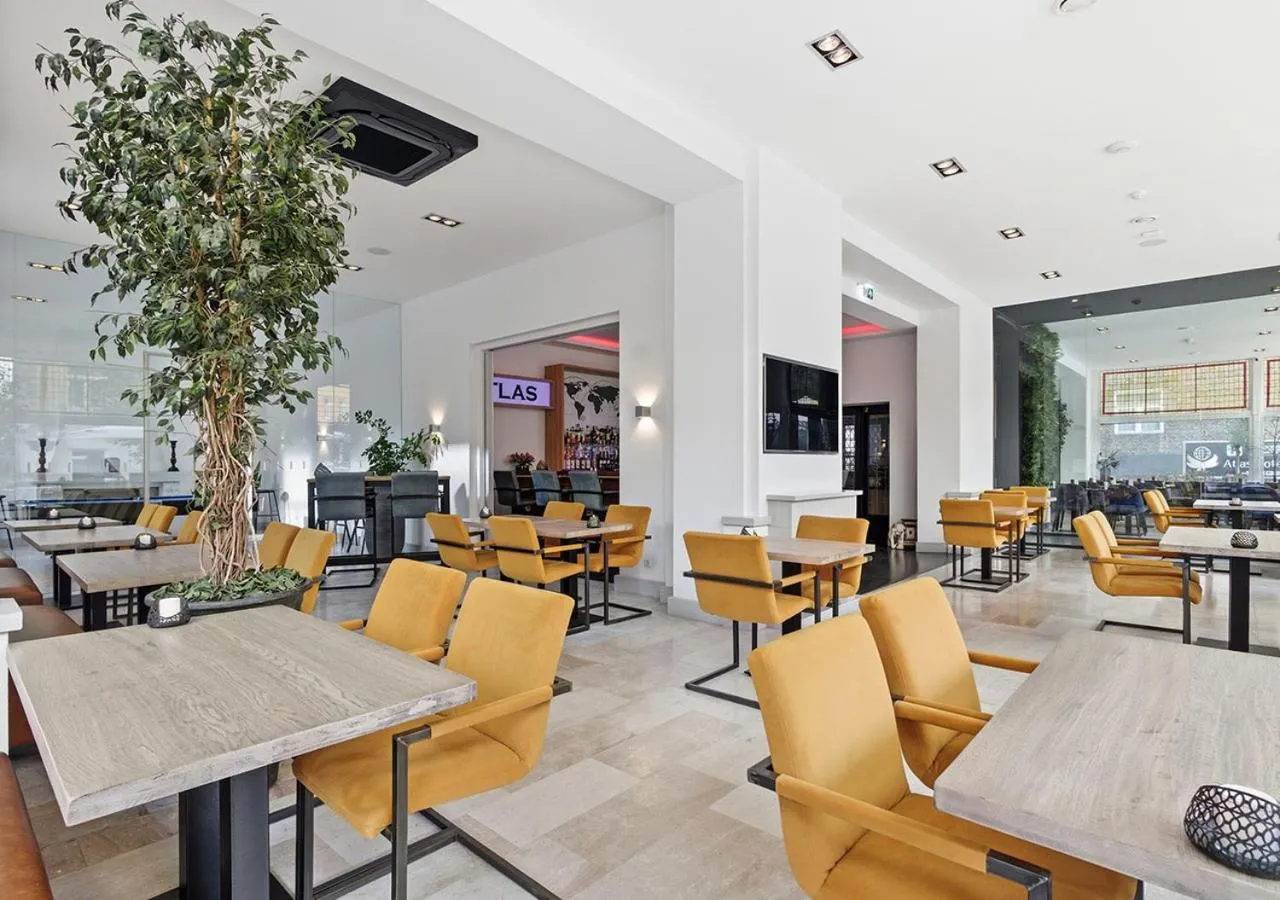 Lounge or bar in Atlas Hotel