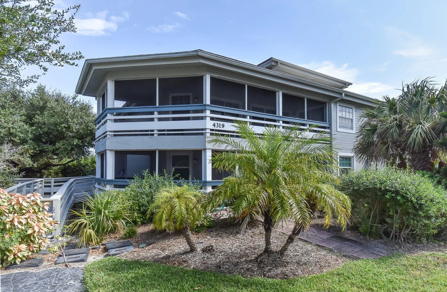 Other in Quiet Beachside Veranda within seconds to the beach pool ~ SV173