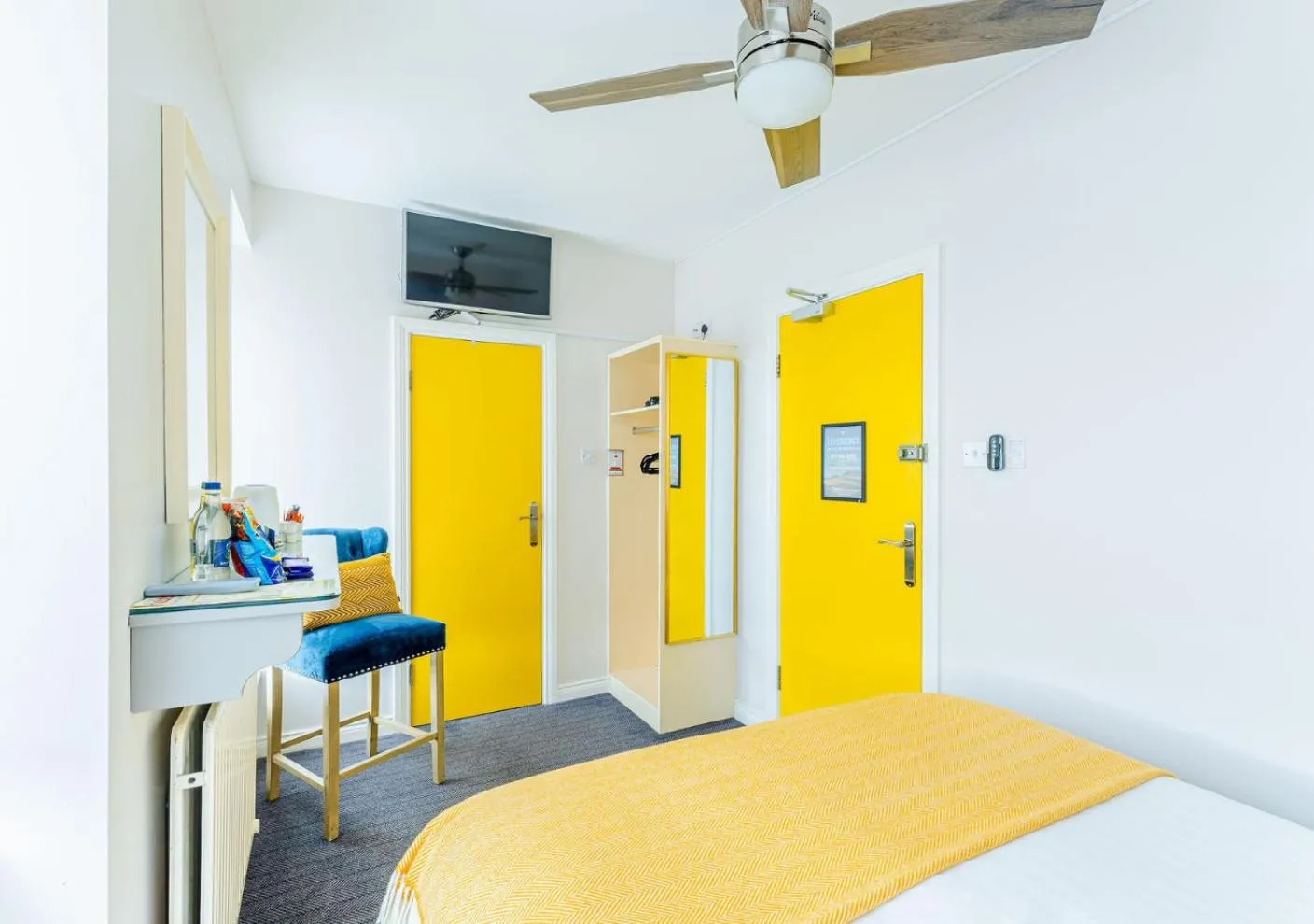 Bed in Dan Linehan's B&B