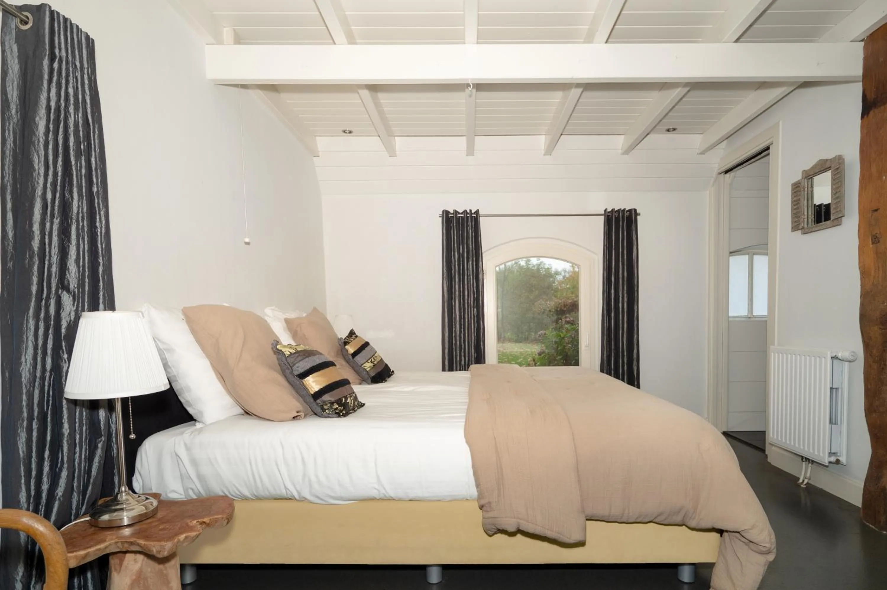 Bed in Bonkert Buiten