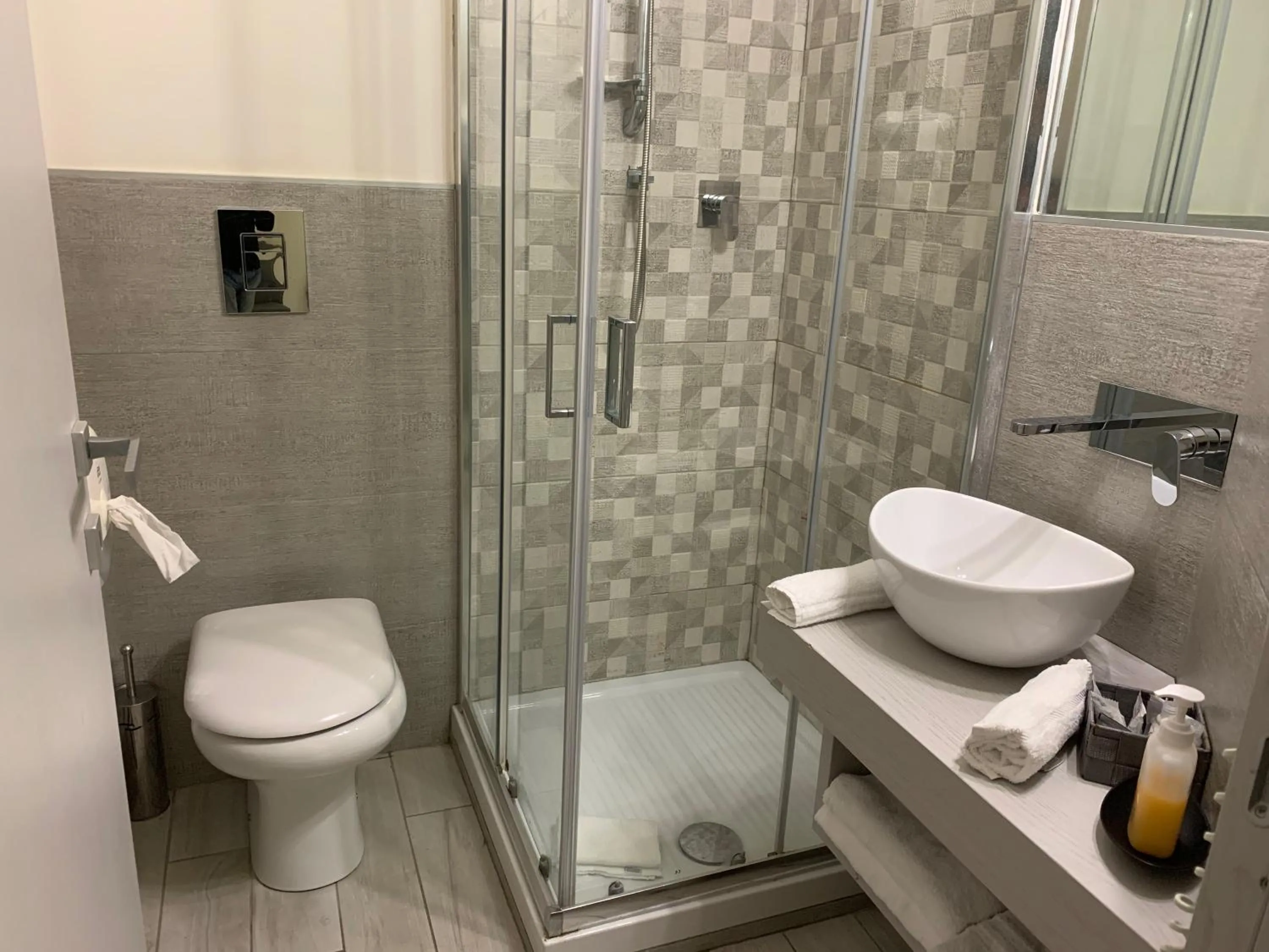 Bathroom in Residenza Suarez