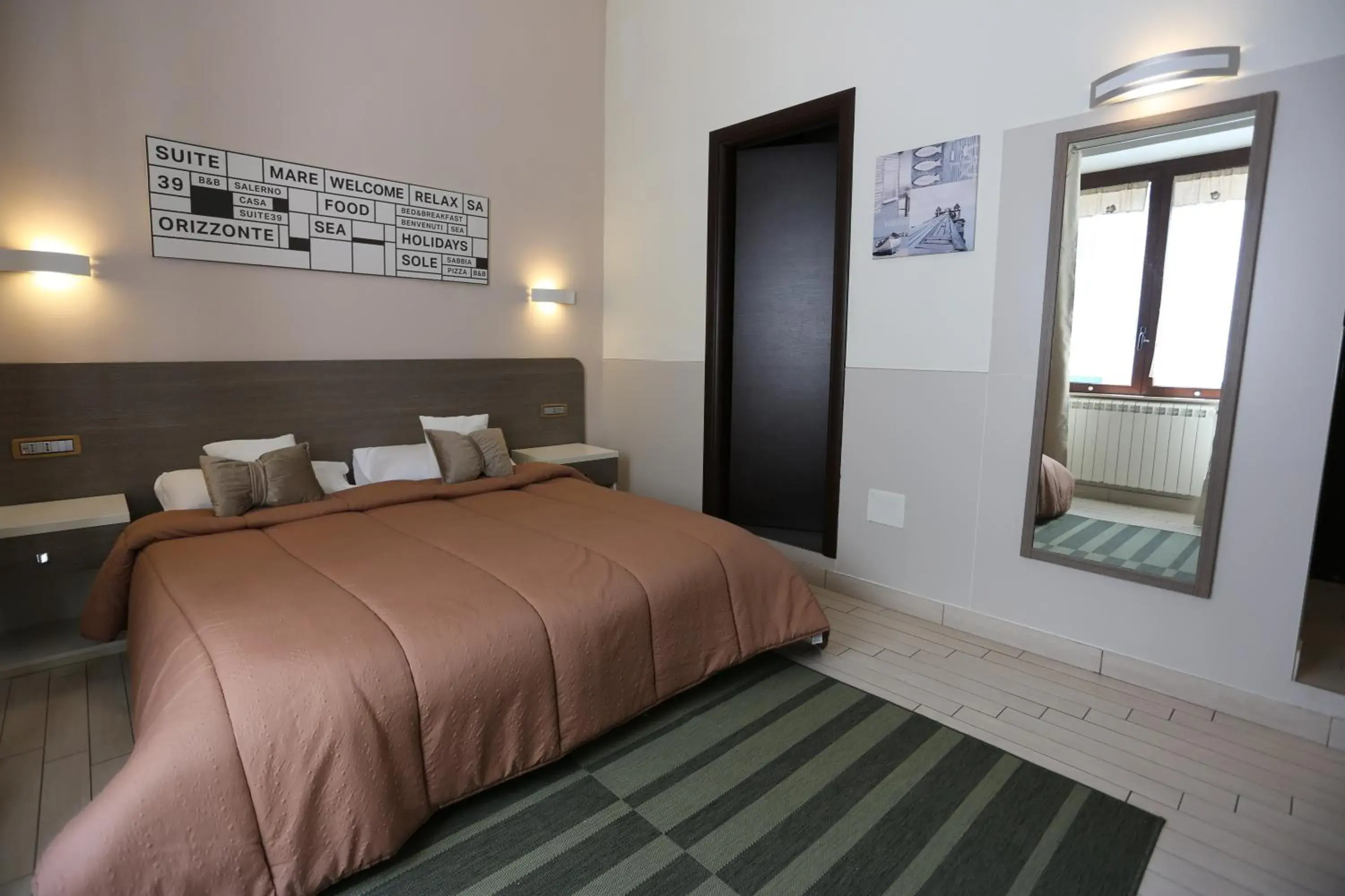 Double Room in Suite 39 B&B Double Room in Suite 39 B&B