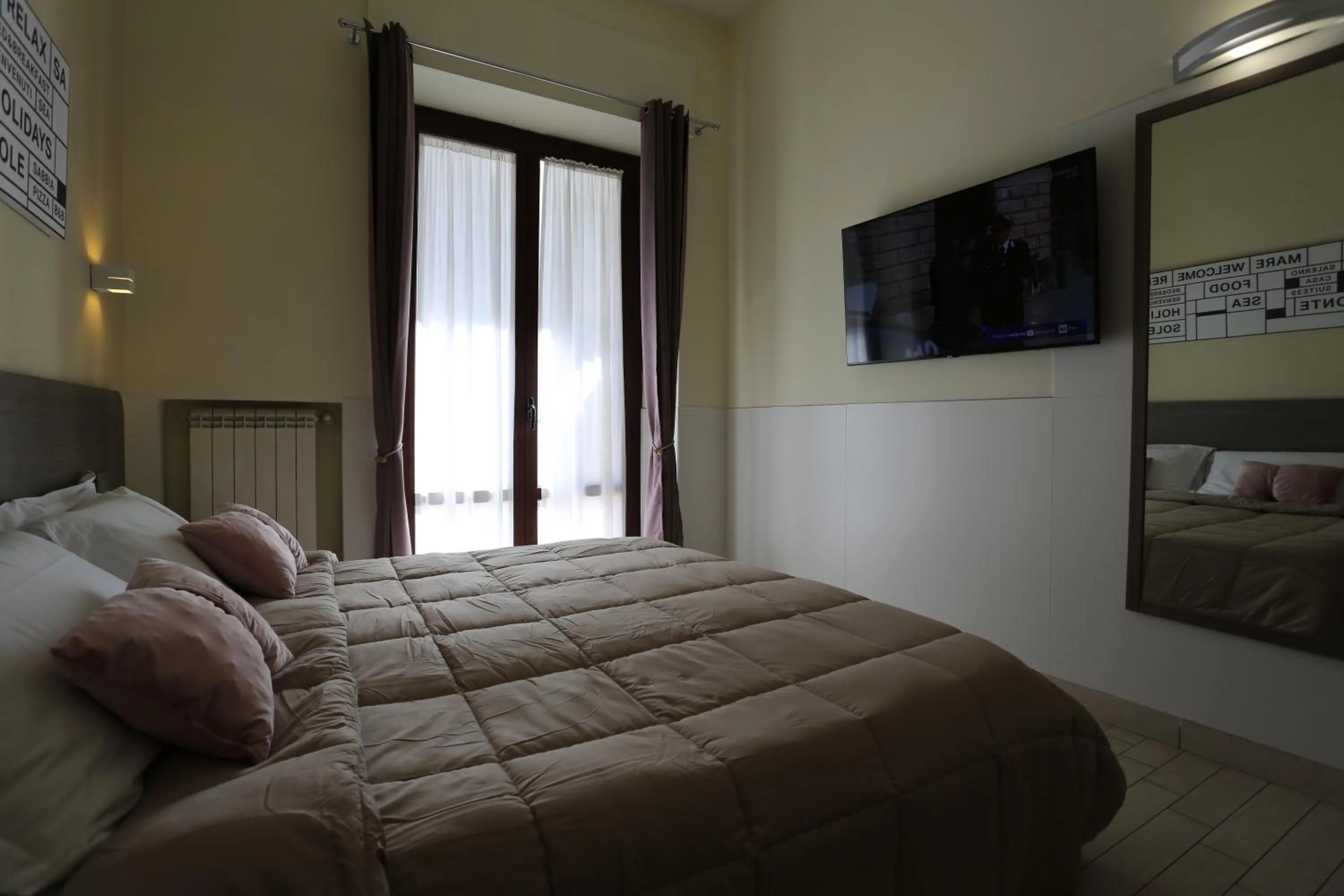 View (from property/room), Bed in Suite 39 B&B