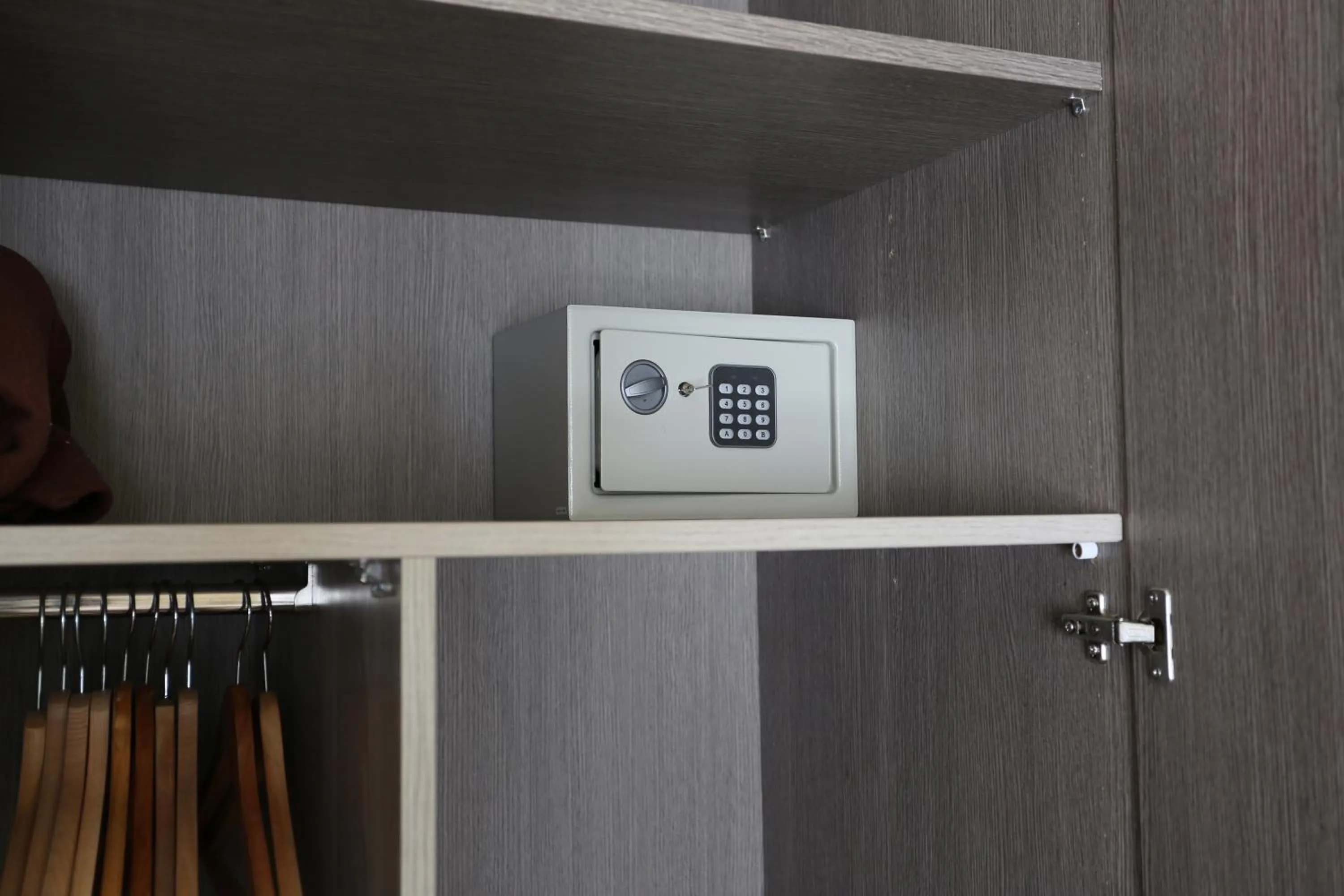 safe in Suite 39 B&B