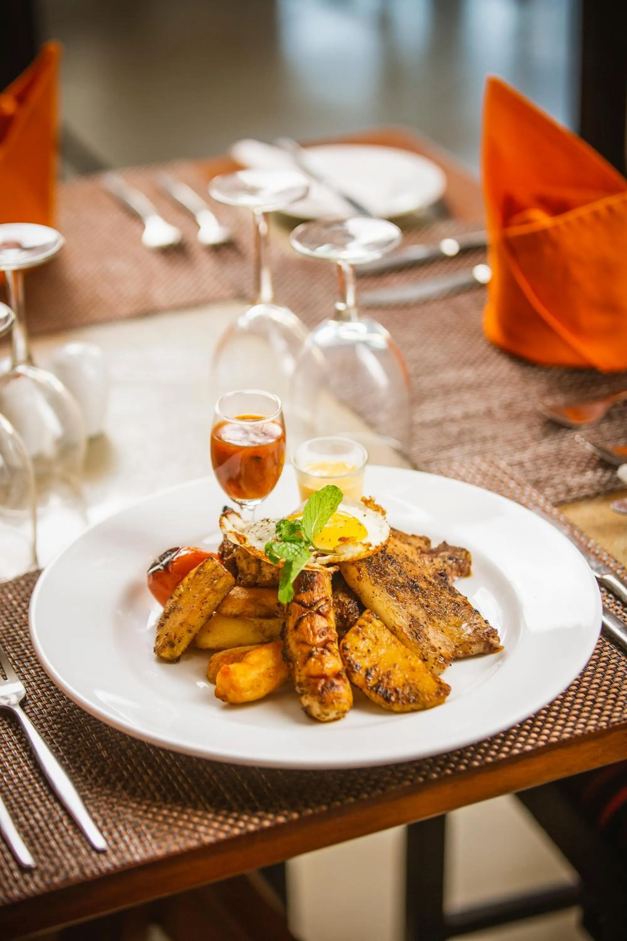 Food in Kandy City Hotel by Earl's