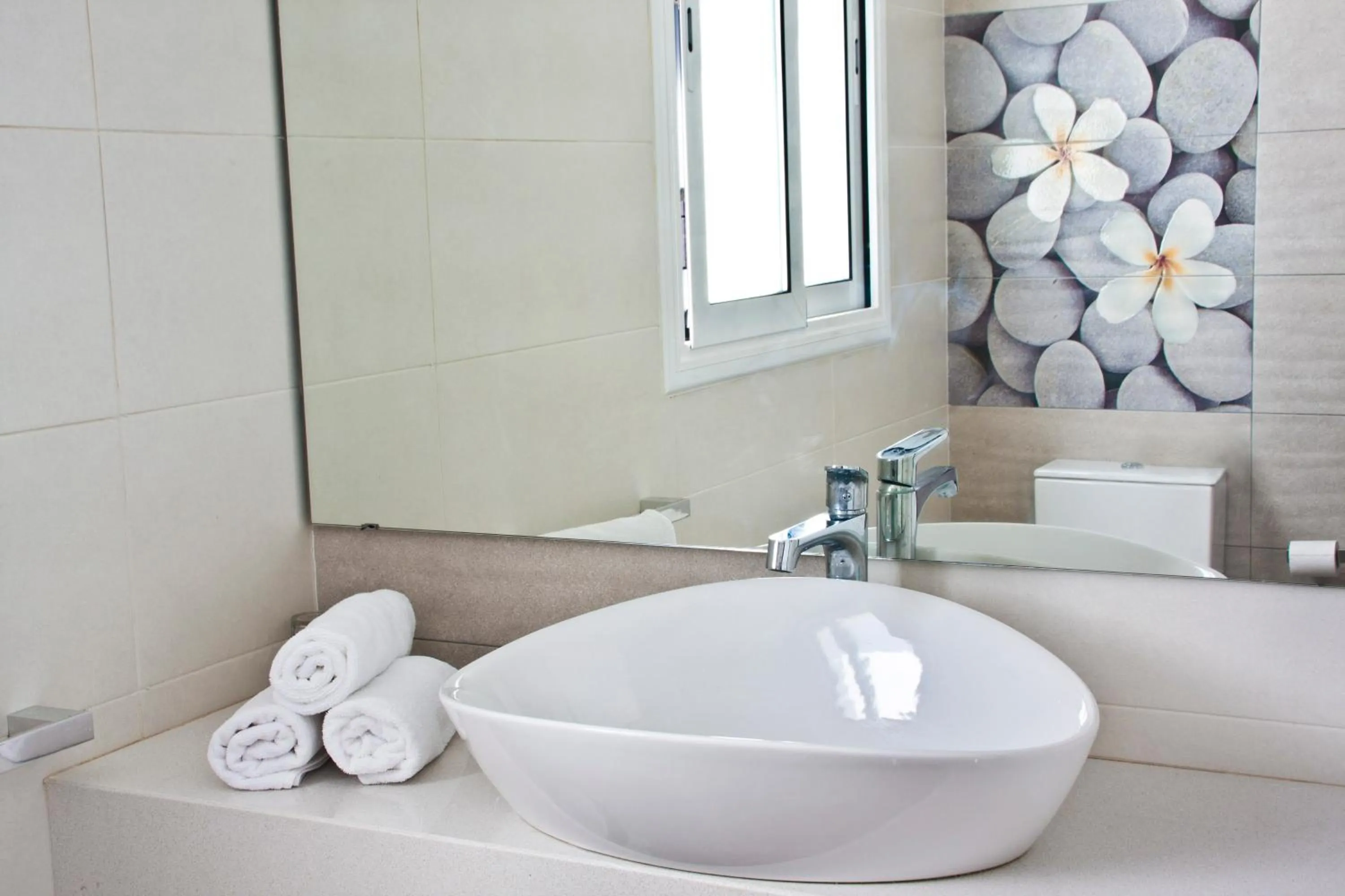 Bathroom in Hotel Europa Splash & Spa