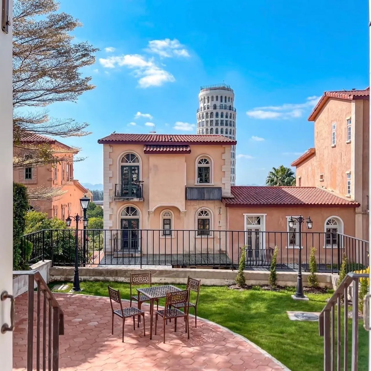 Villa Primo Eyrie Khaoyai near Toscana