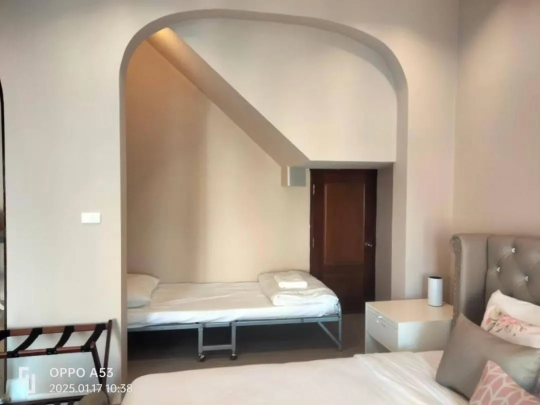 Bed in Villa Primo Eyrie Khaoyai near Toscana