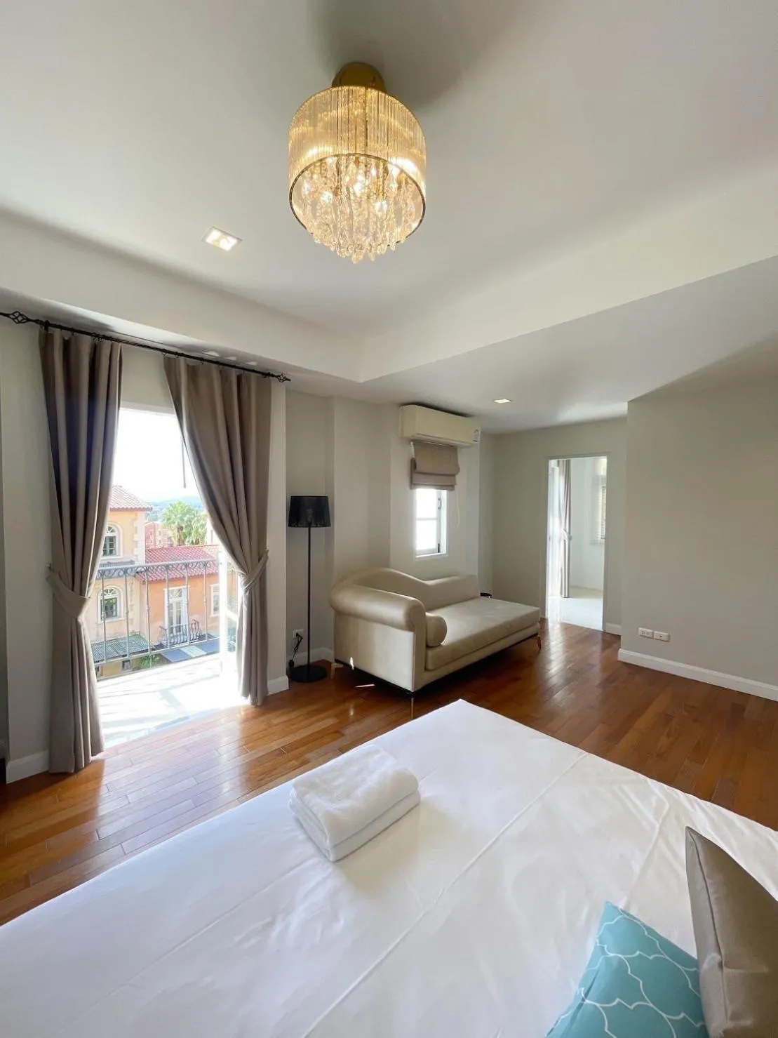 Bed in Villa Primo Eyrie Khaoyai near Toscana