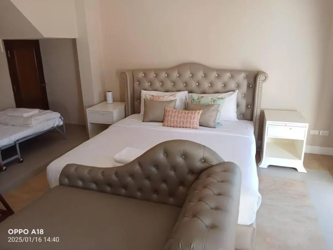 Bed in Villa Primo Eyrie Khaoyai near Toscana