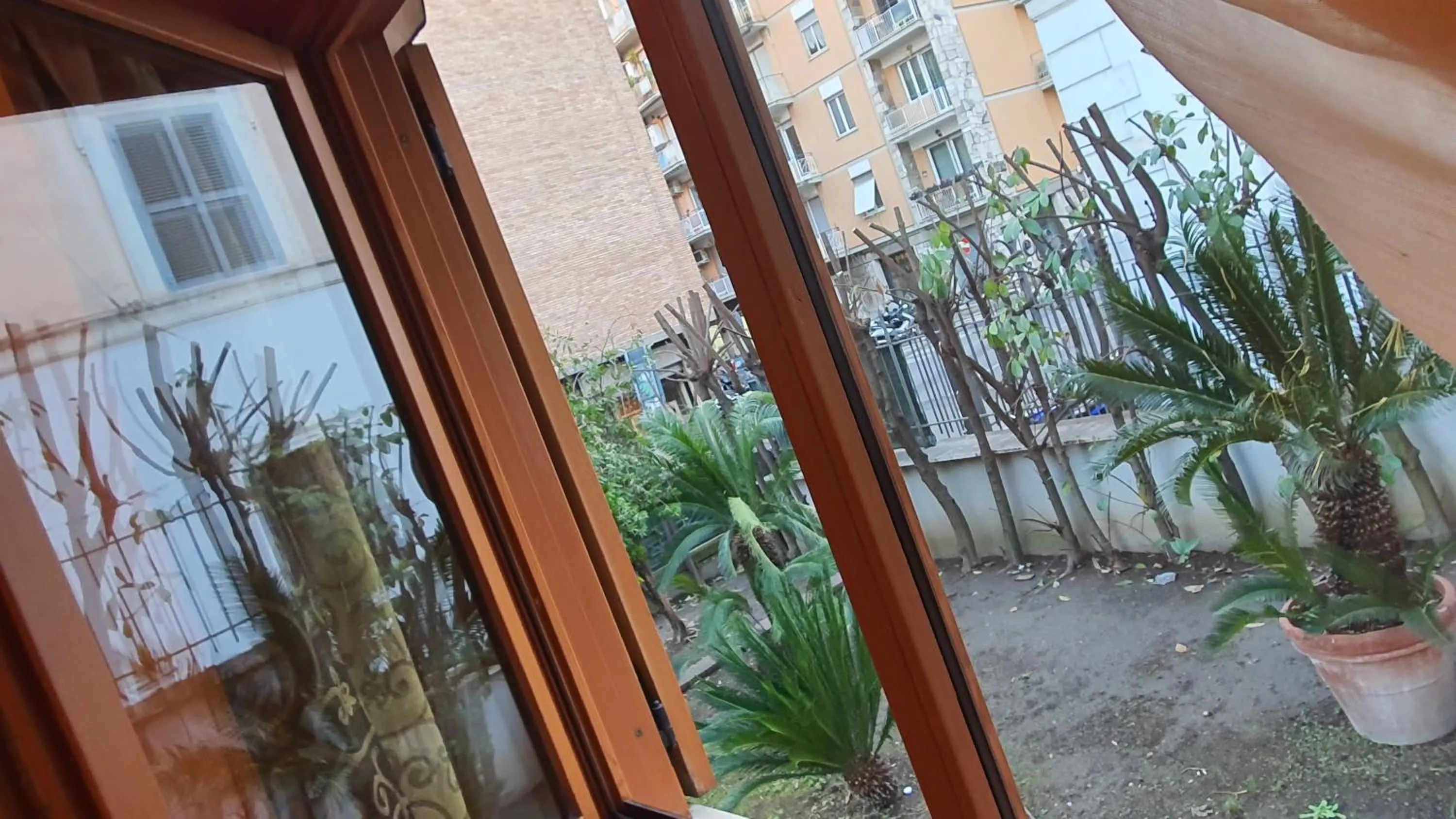 Bird's eye view in Impero Vaticano San Pietro