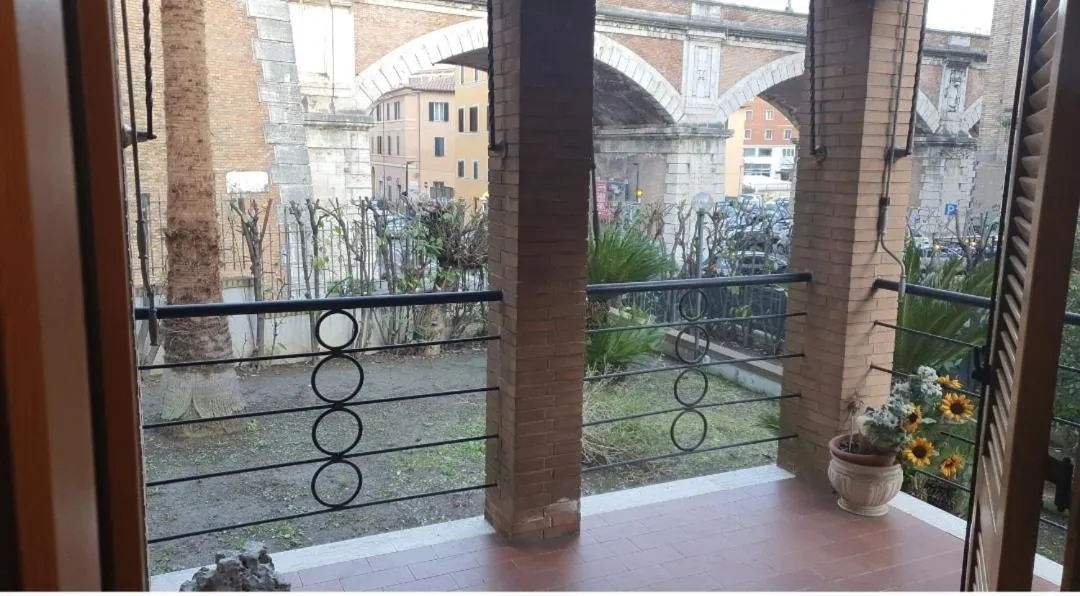 Property building in Impero Vaticano San Pietro