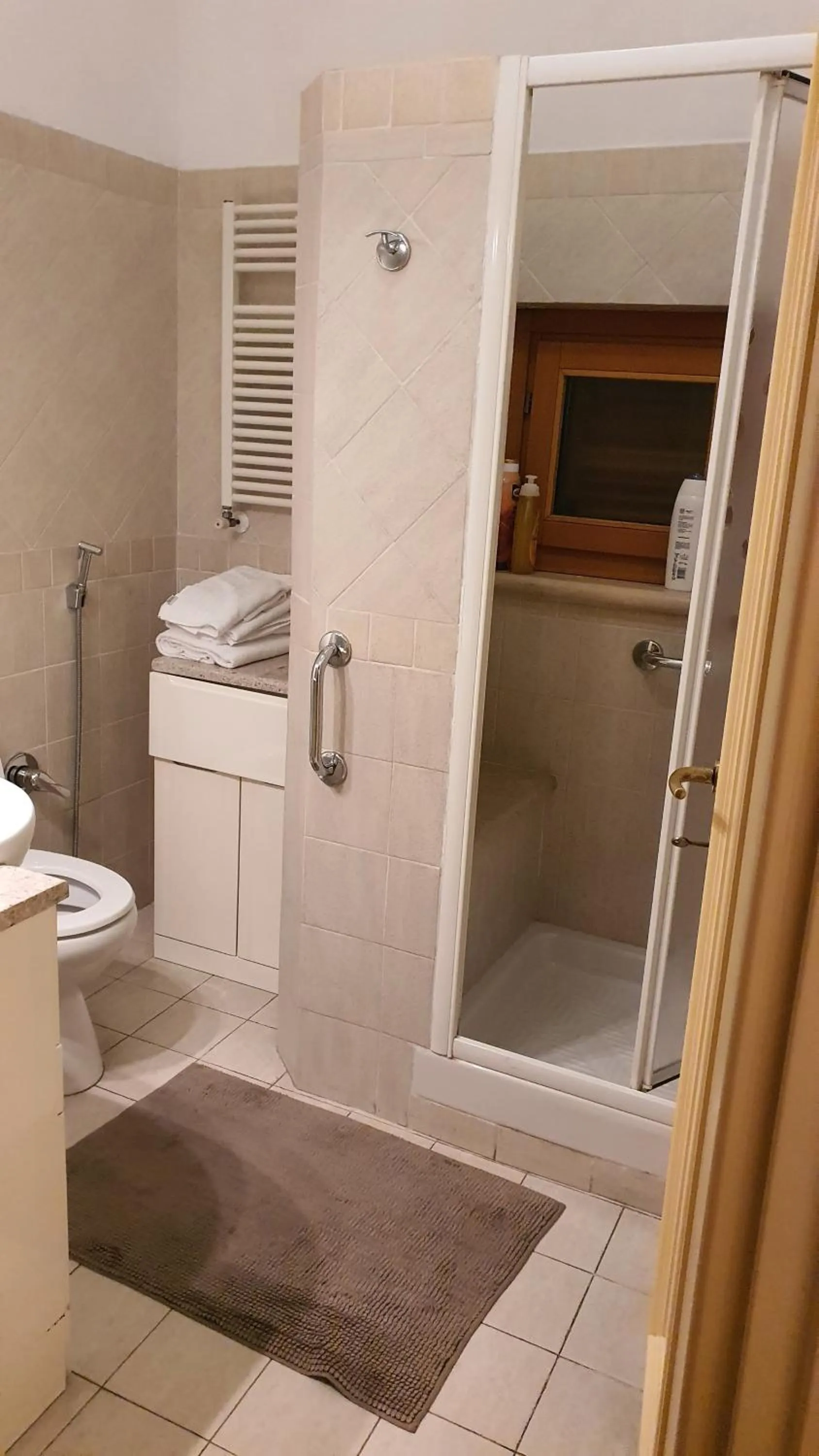 Bathroom in Impero Vaticano San Pietro