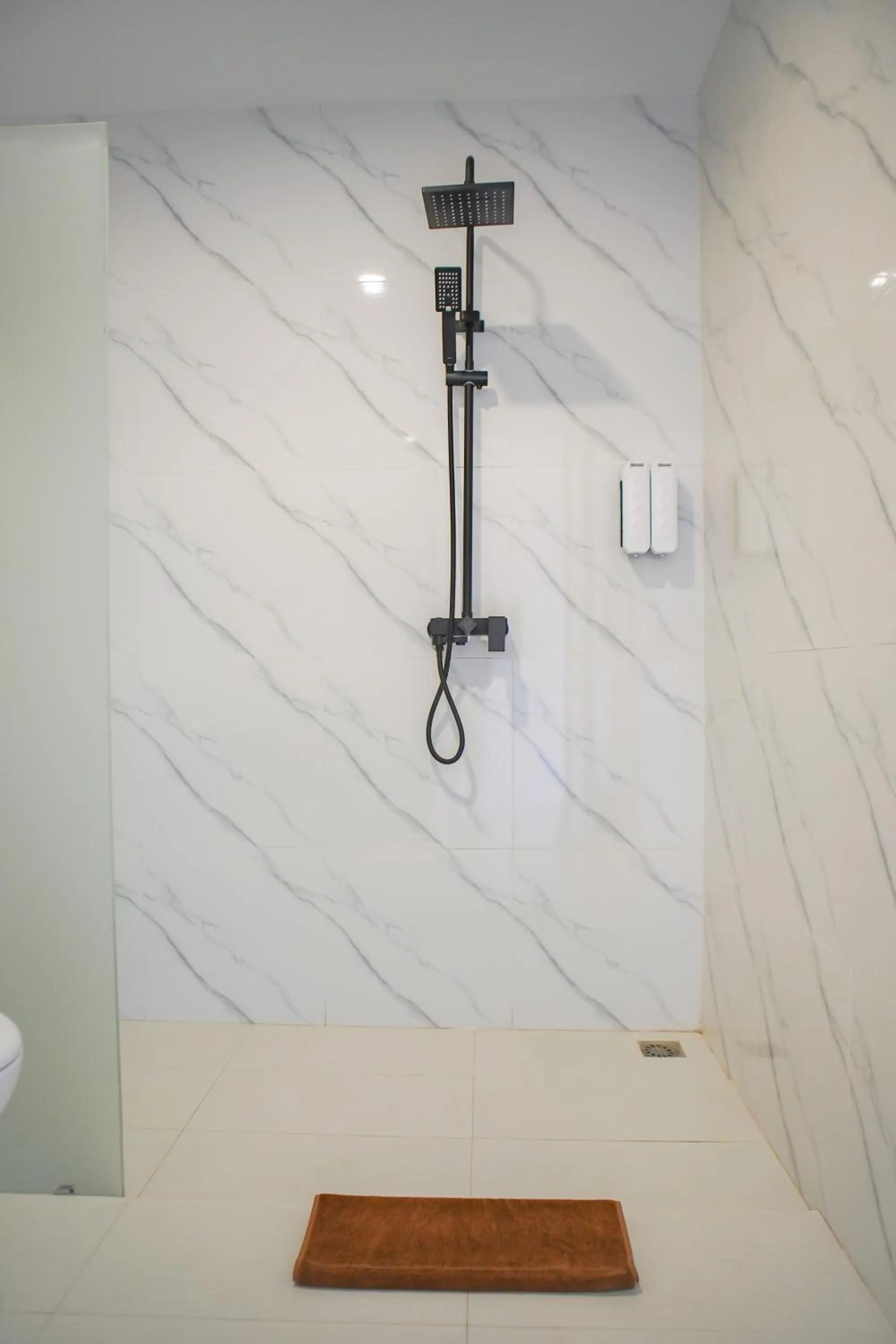 Shower in Cansa Seminyak