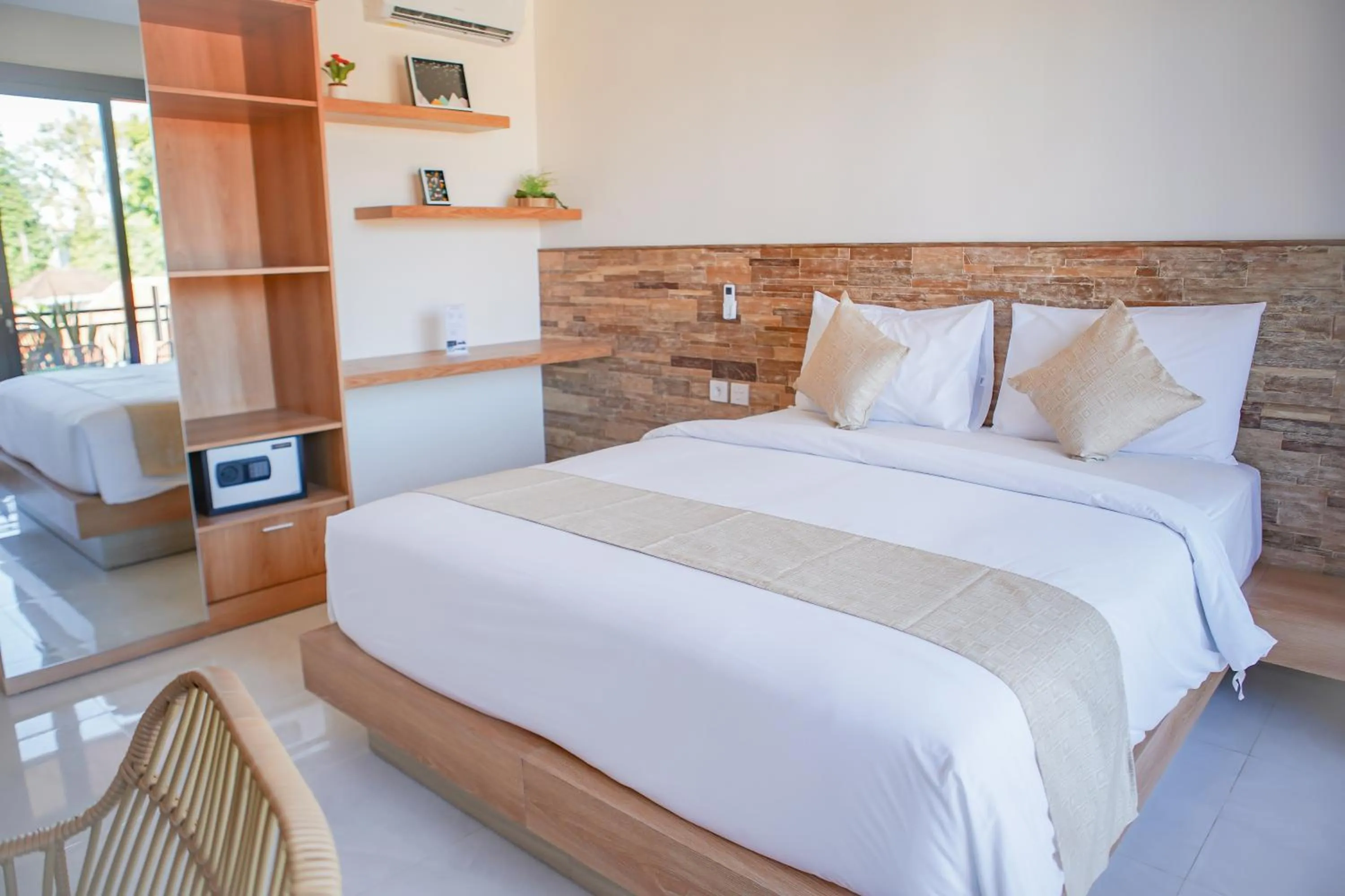 Photo of the whole room, Bed in Cansa Seminyak