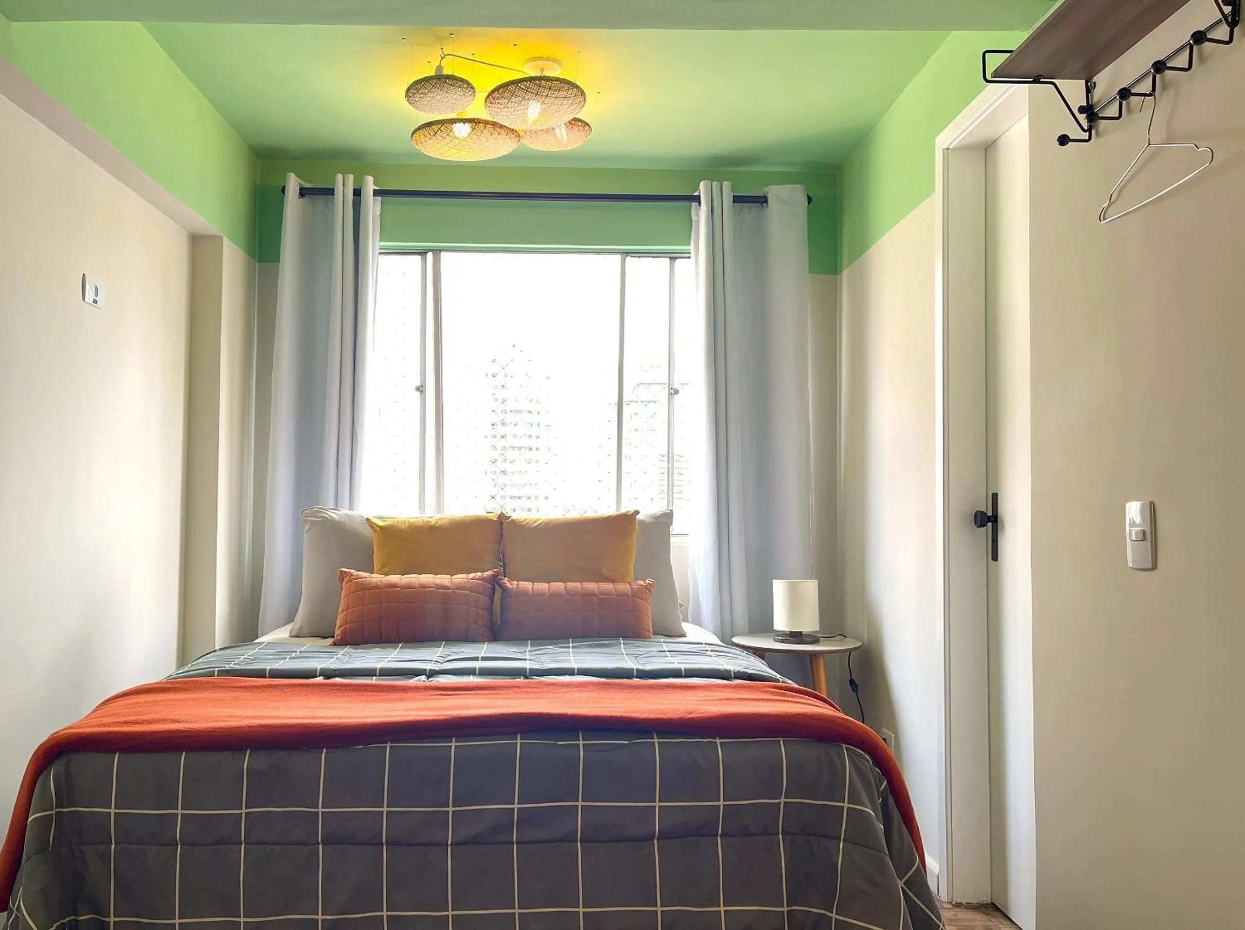 Photo of the whole room, Bed in Excelente apartamento no centro de Curitiba