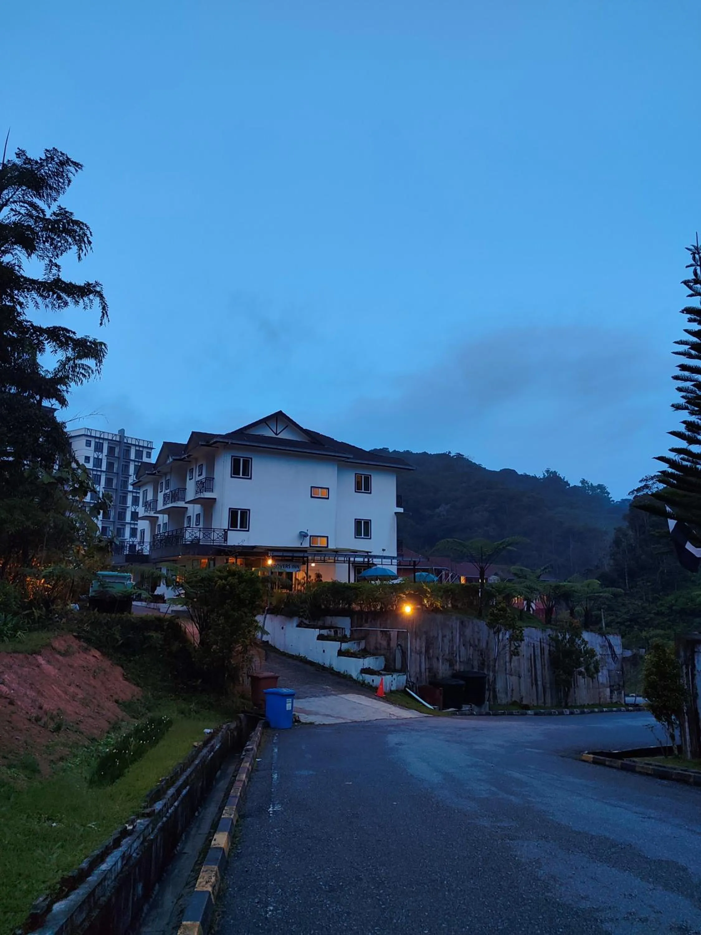 Property building in Rovers Inn Guesthouse - Age 11 And Above Only