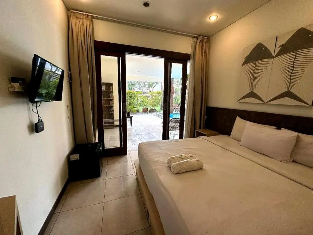 Bed in THE PAVING VILLA