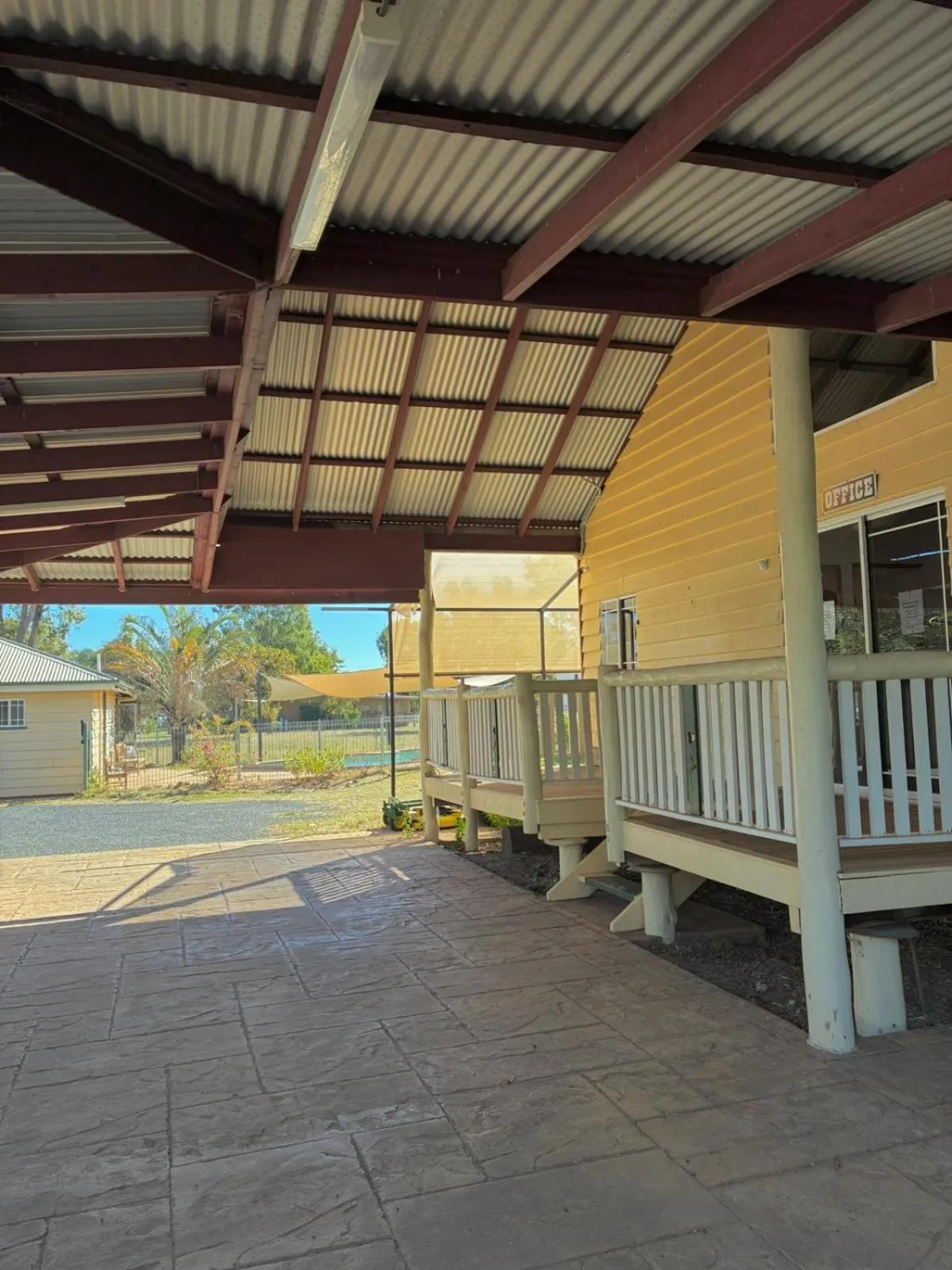 Property building in Ironbark Inn