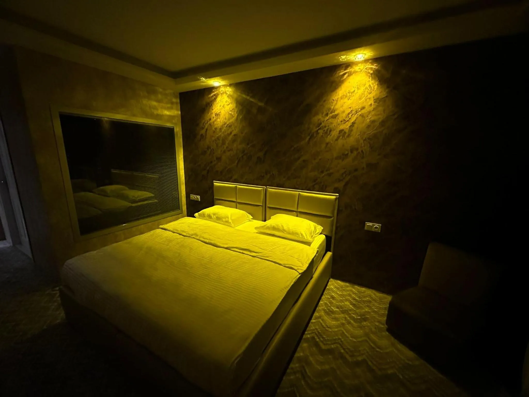 Bed in ÇANKAYA SUIT HOTEL